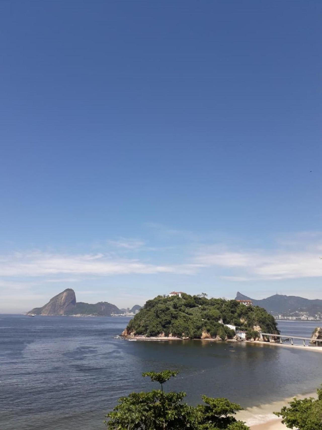 Brasileranza Hostel