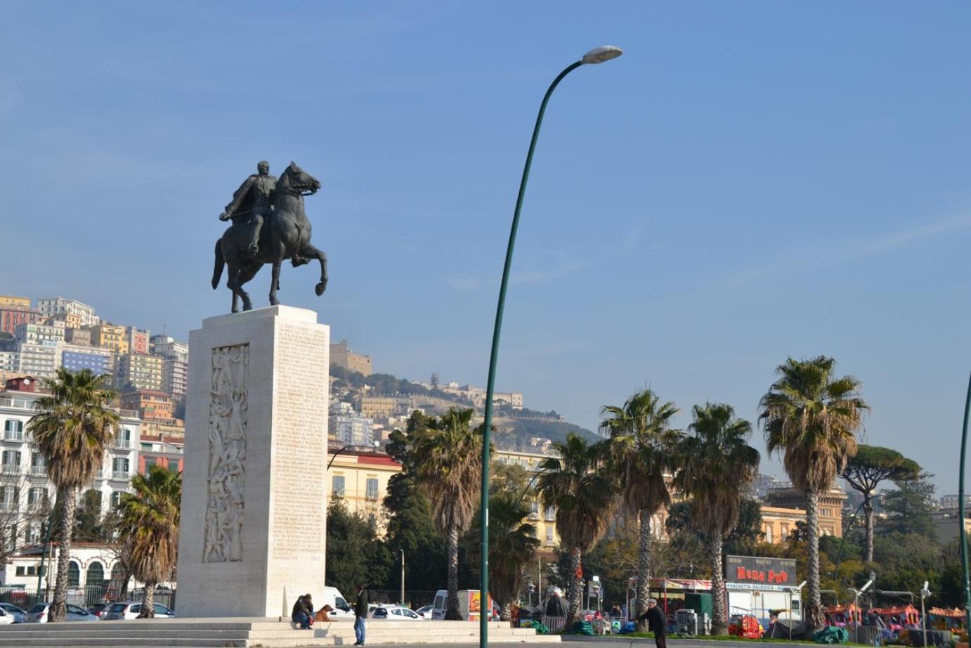 2 passi a Napoli