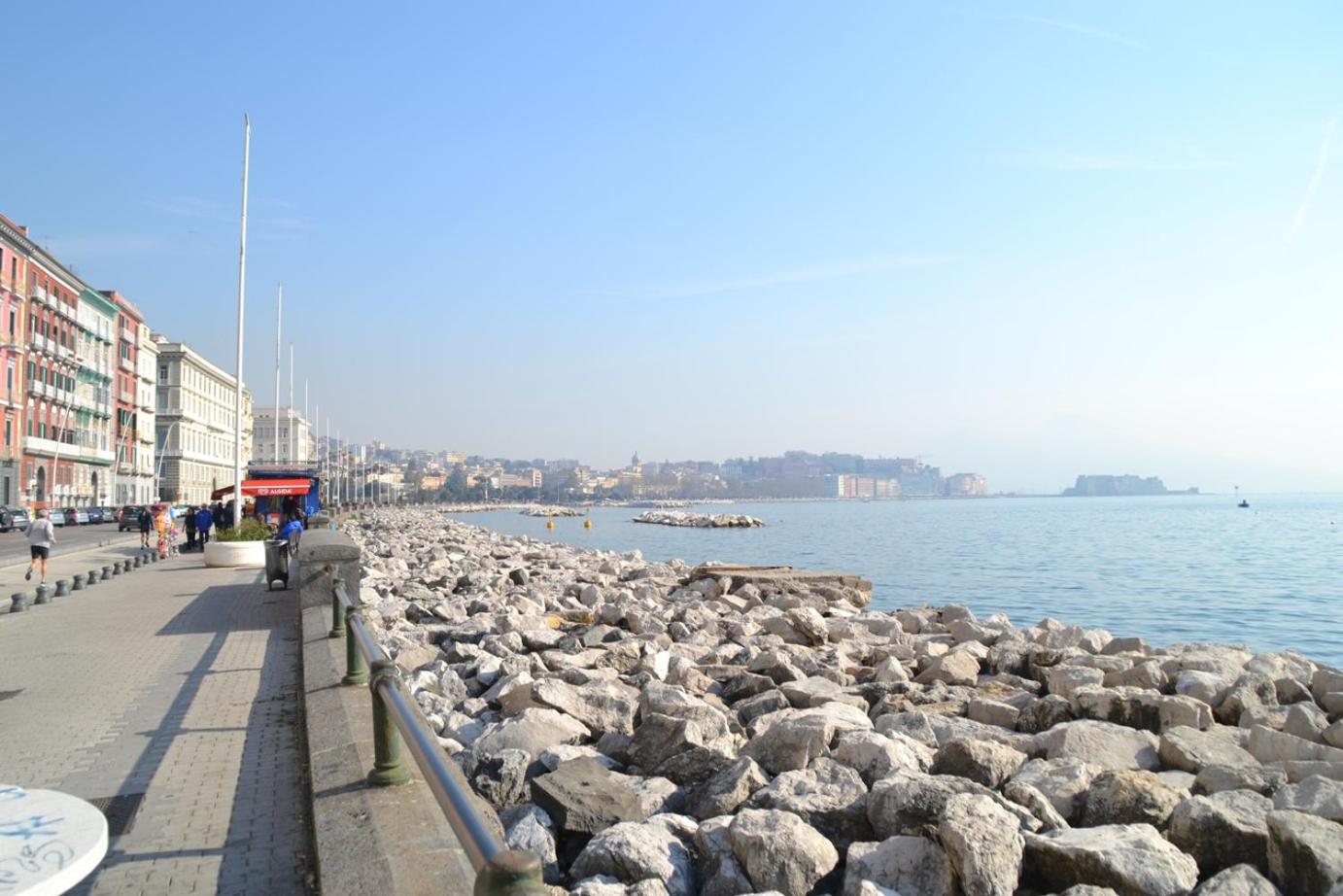 2 passi a Napoli