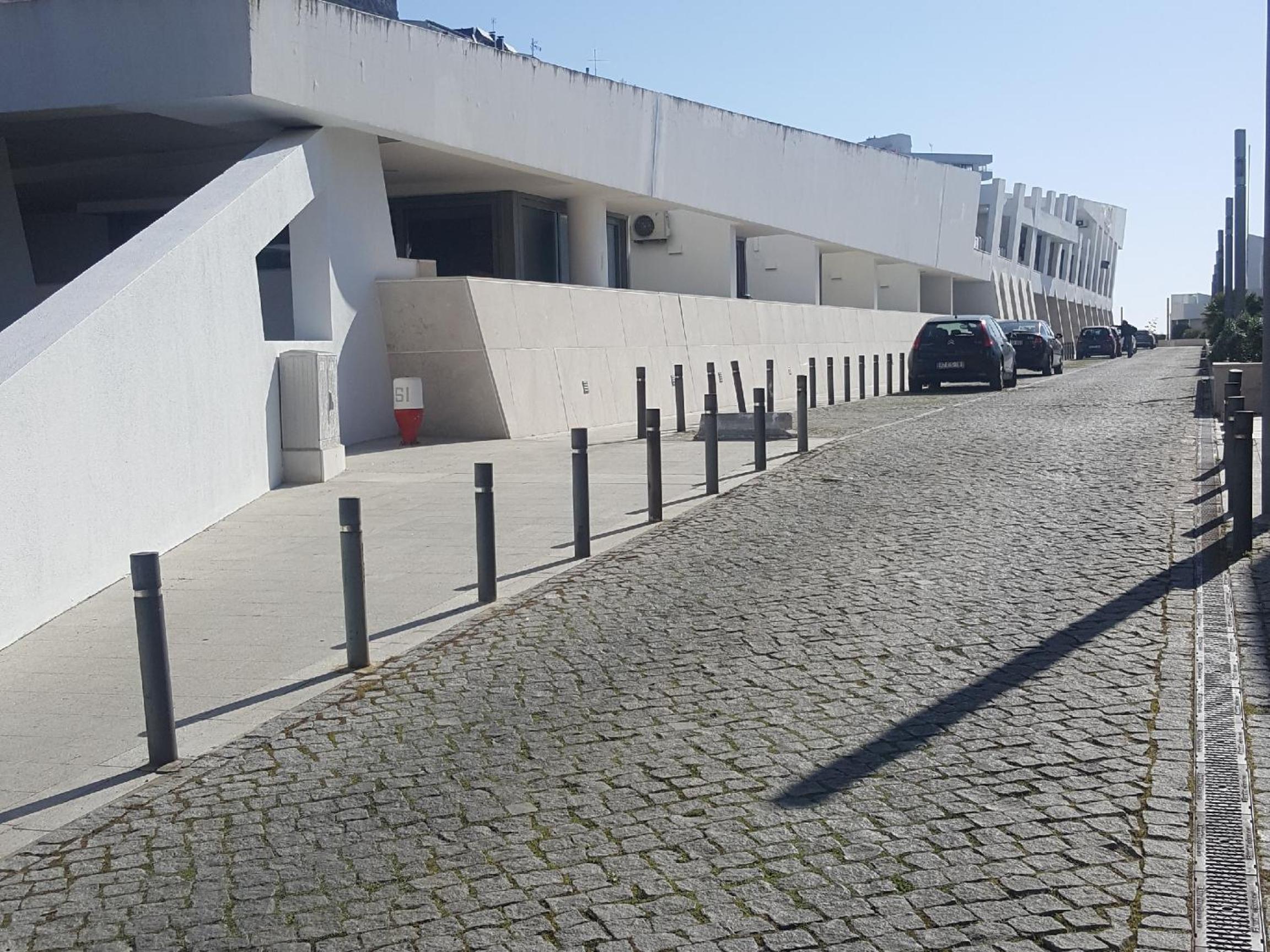 Hotel Sesimbra California Beach Apartment - Image 1