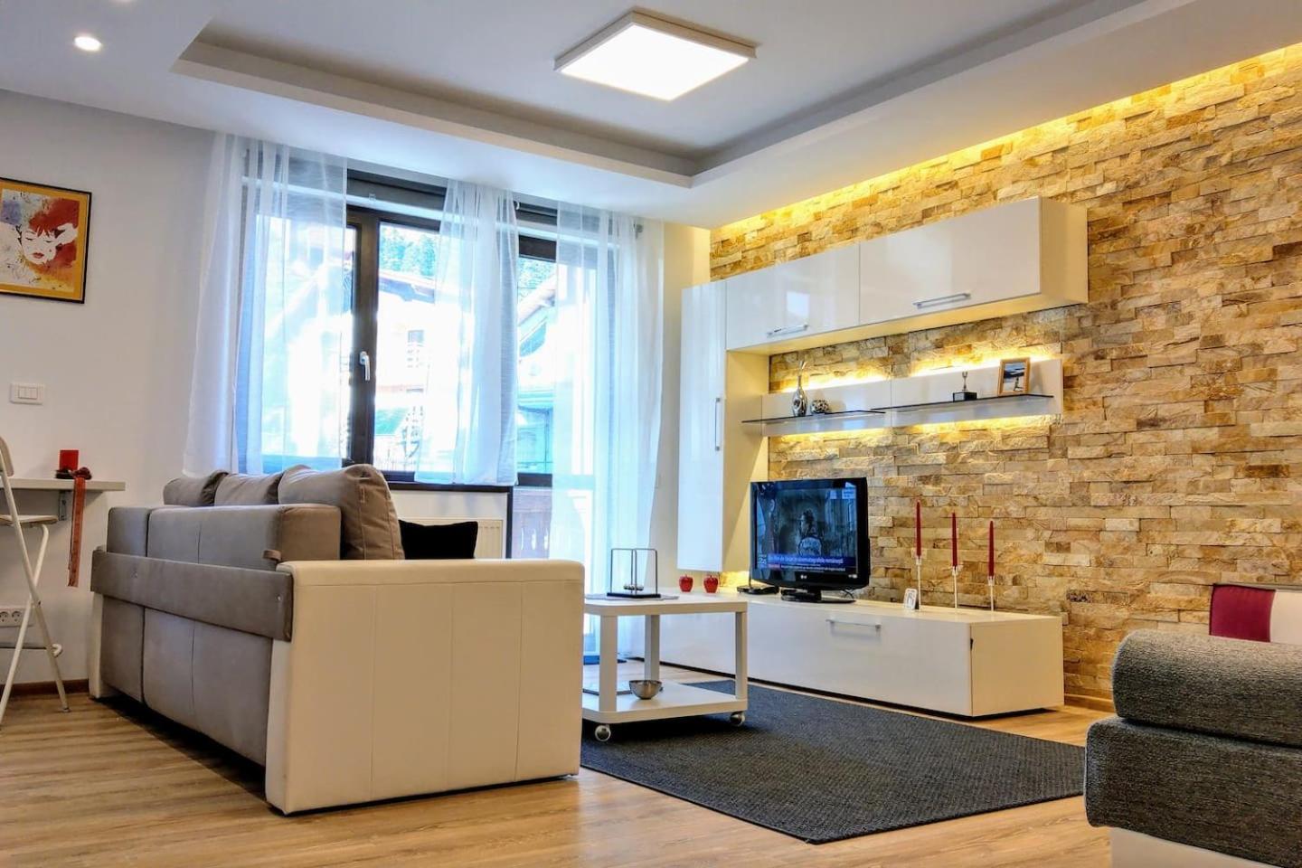 Studio 10 view 2
