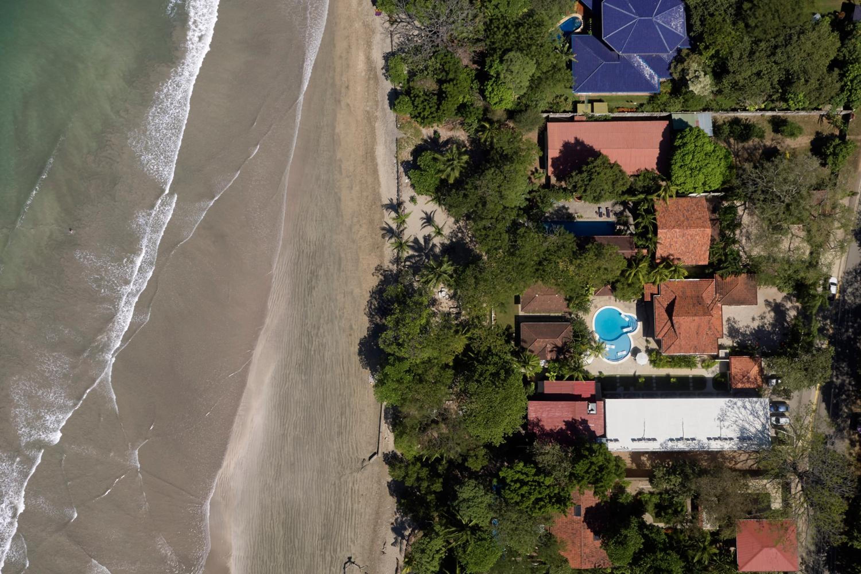 Casa Woodbine Private House on Tamarindo Beach