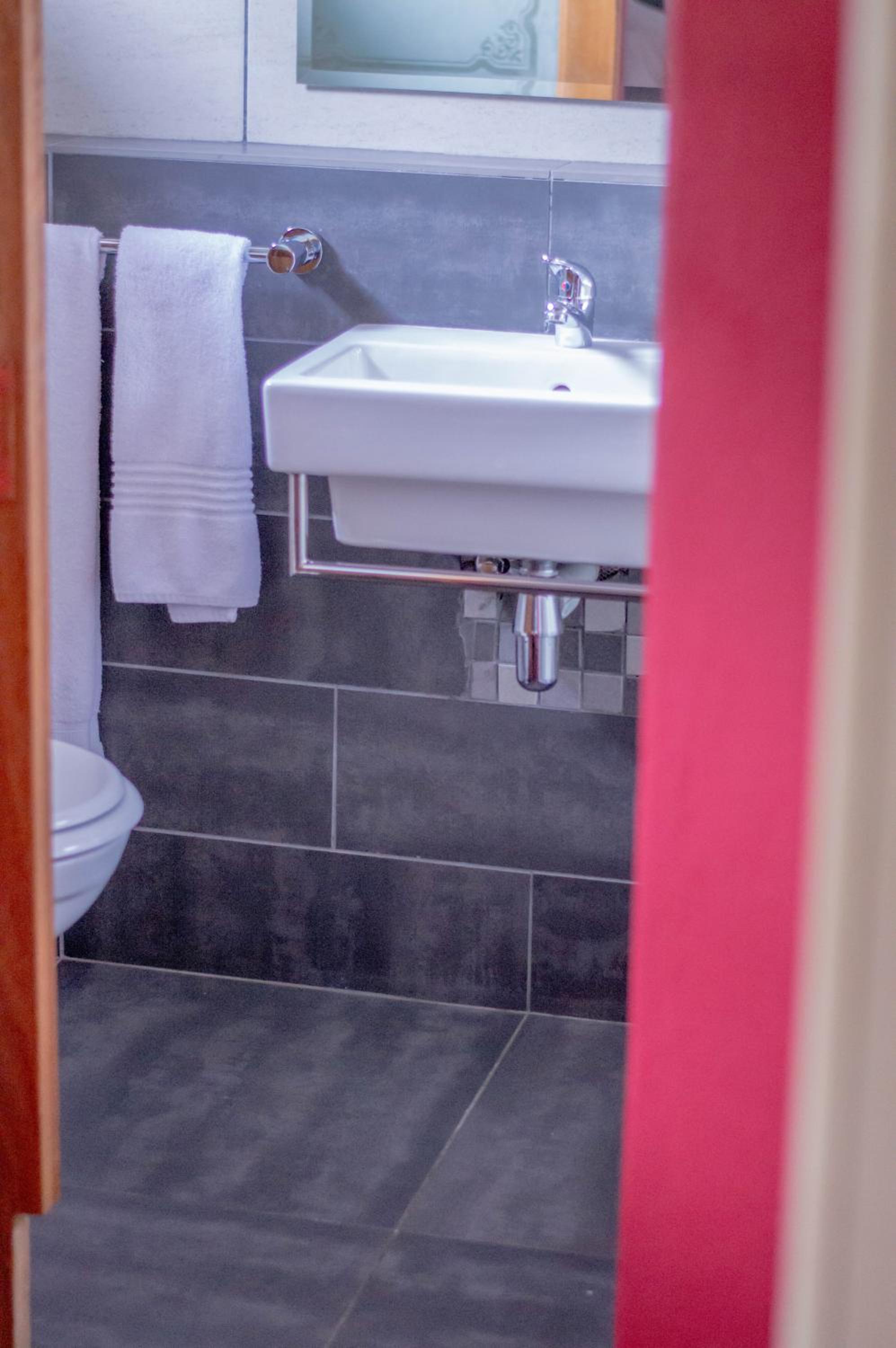 314 on Clark Guest House