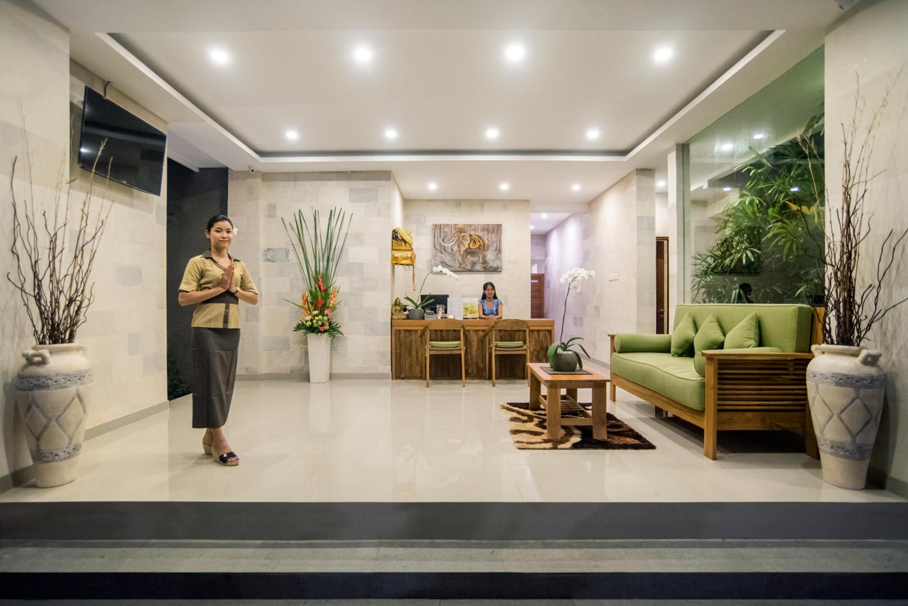 Sandi Agung Villa Bidadari