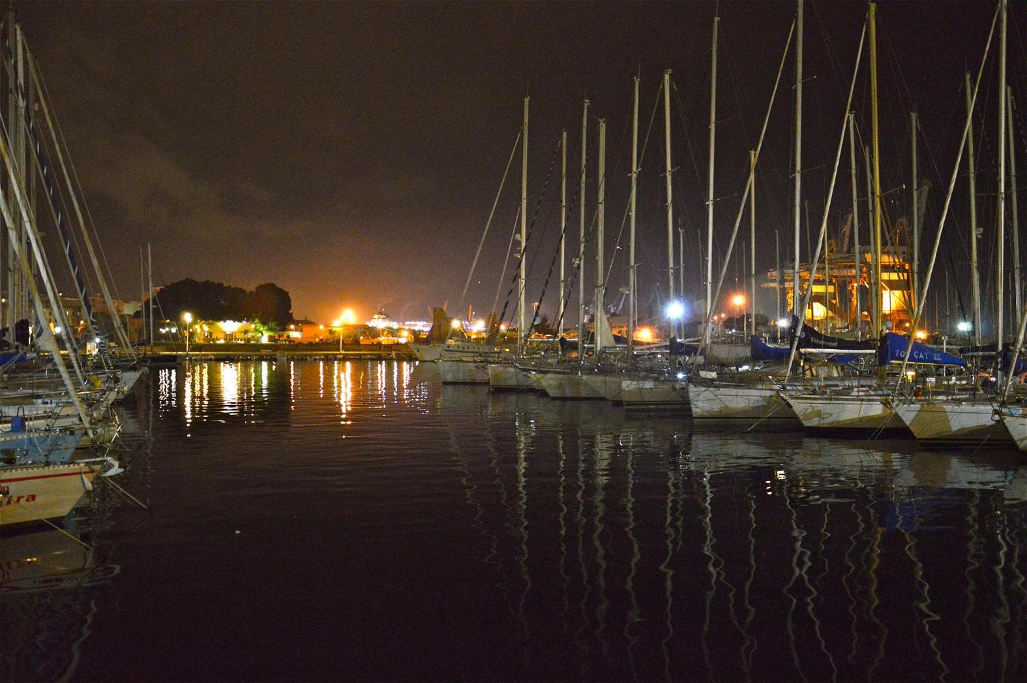 In the heart of Kalsa, a green and quiet terrace, Free Parking
