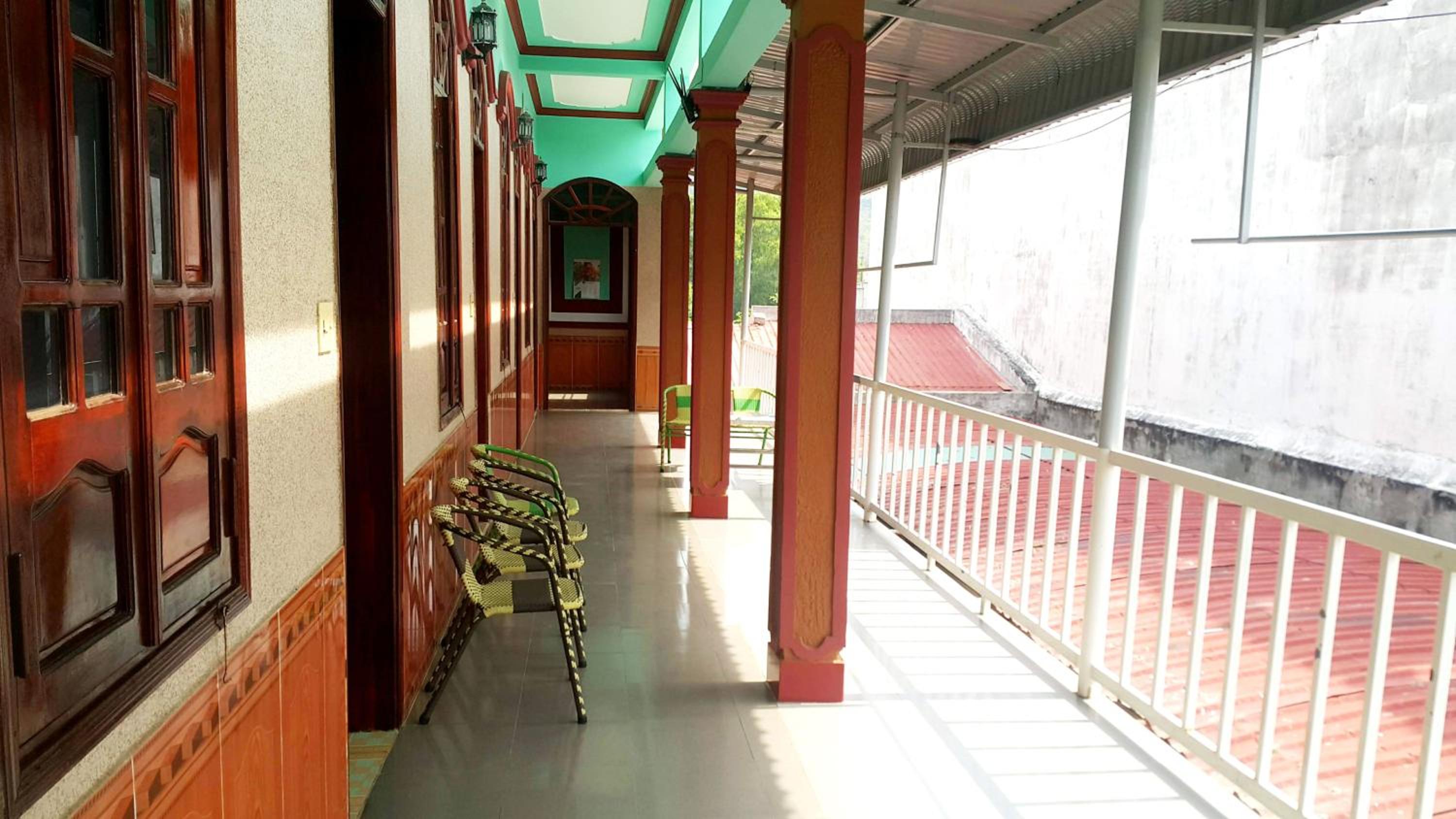balcony