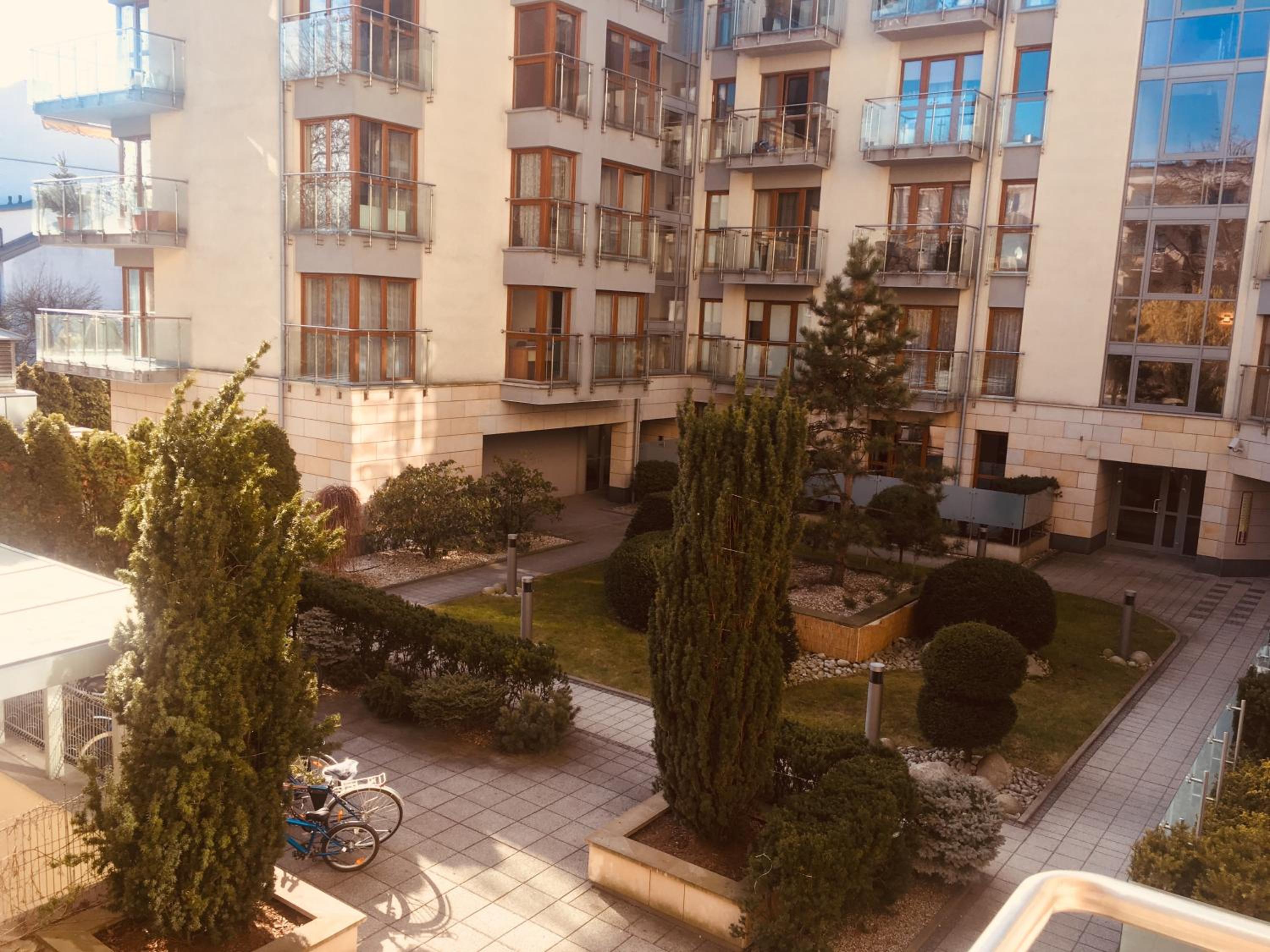 Family Apartments - Private Parking view 2