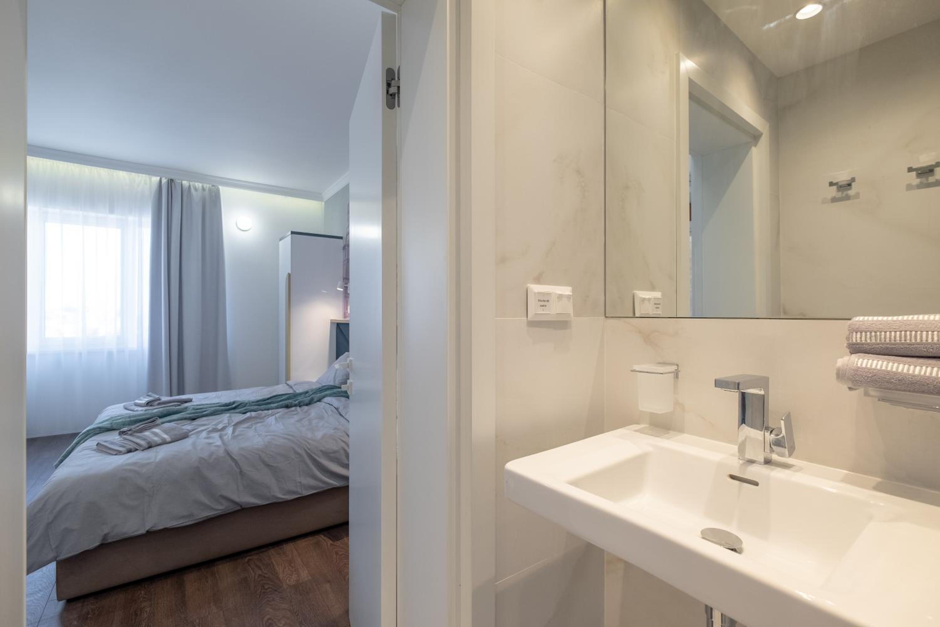 Vitosha Blvd 3-Bedroom, 2-Bathroom Lux Suite view 5