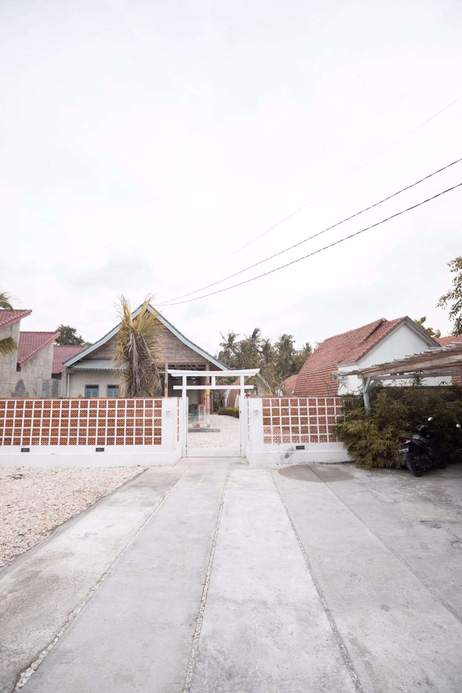 La Roja Bungalows