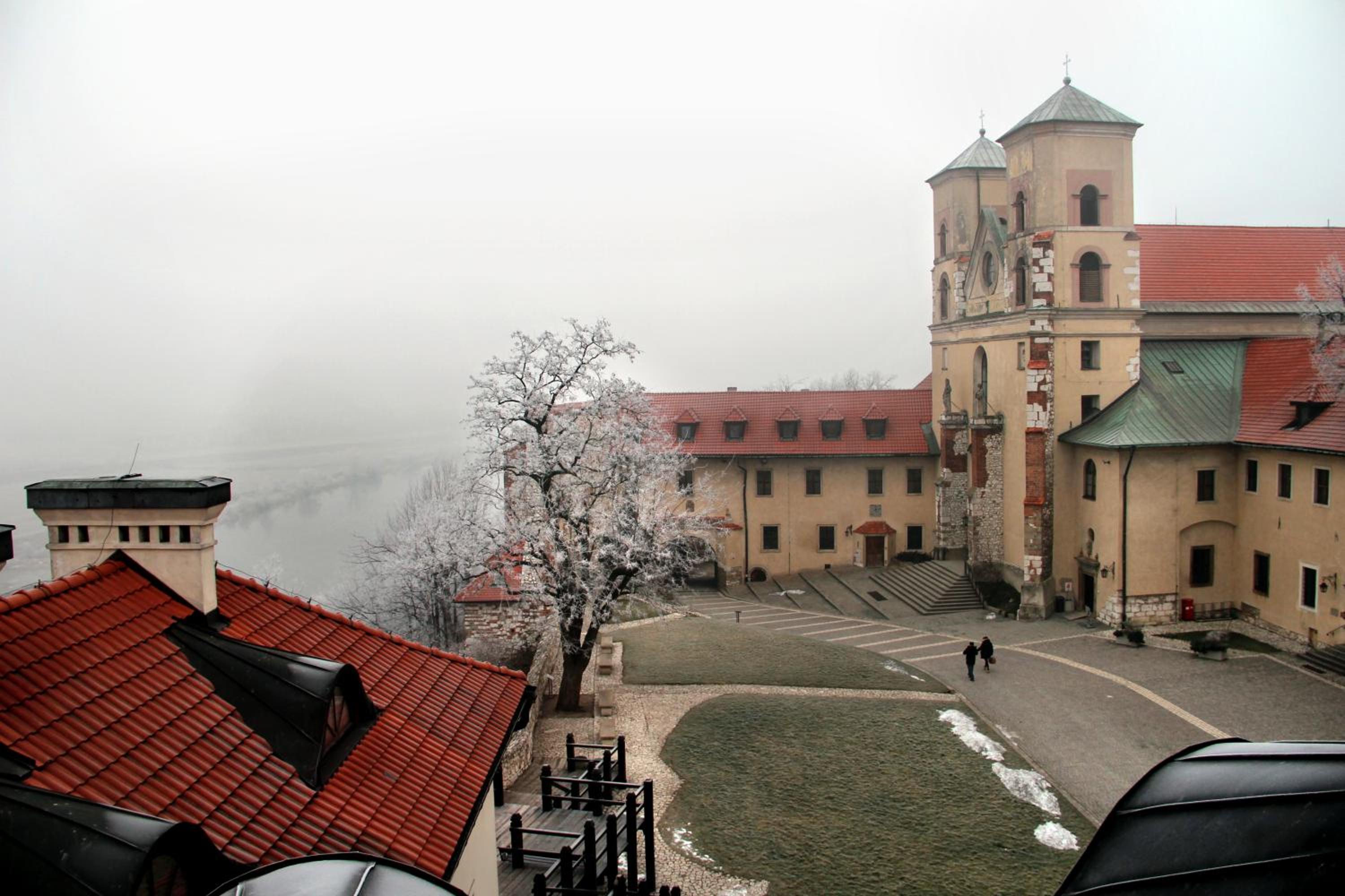 Dom Gości Opactwa Benedyktynów