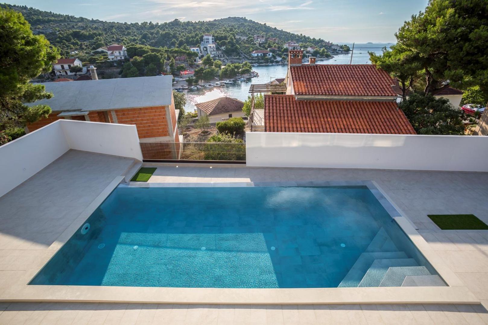 Sailor house villa near Trogir, private pool view 3