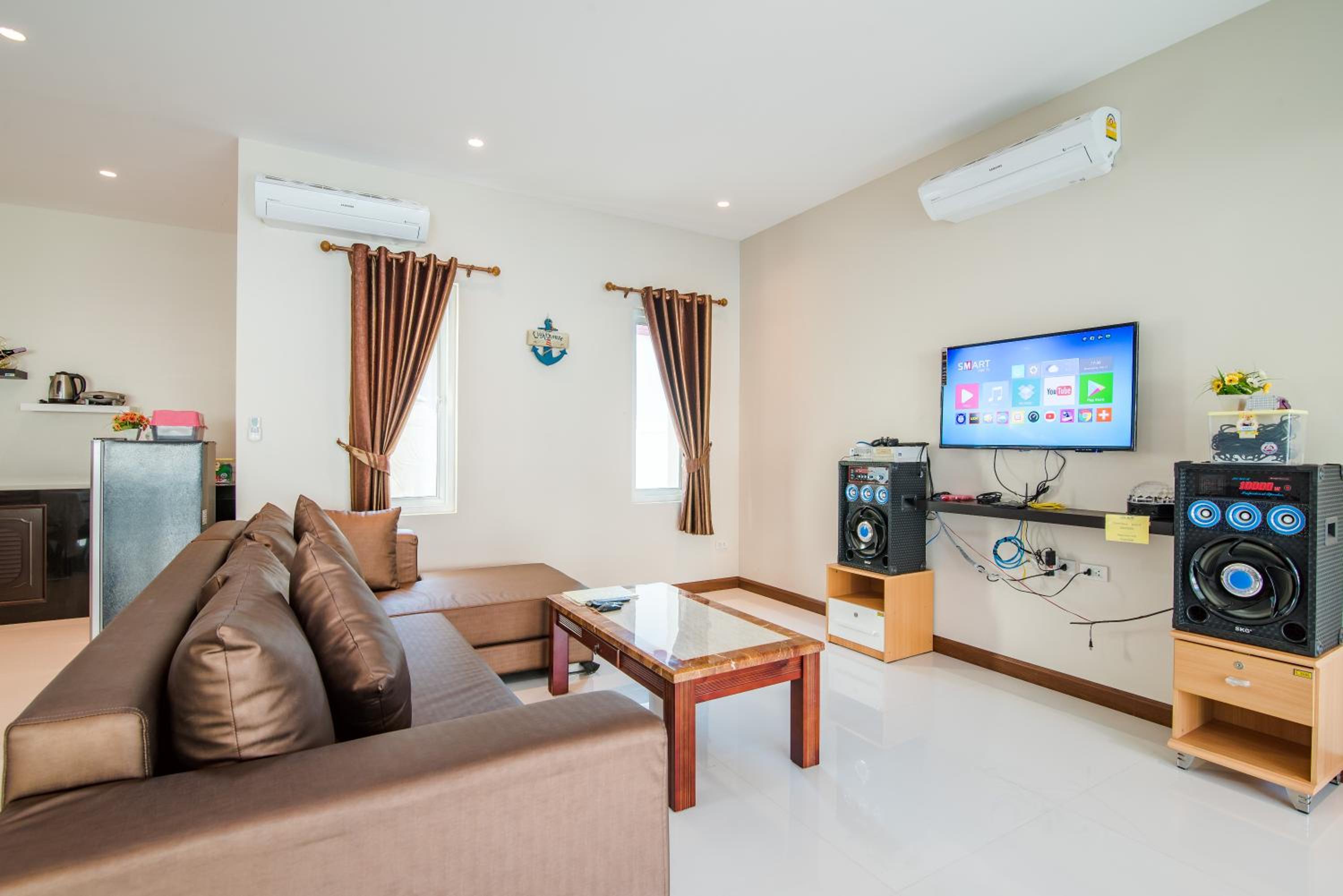 Greenview Pool Villa Cha-am