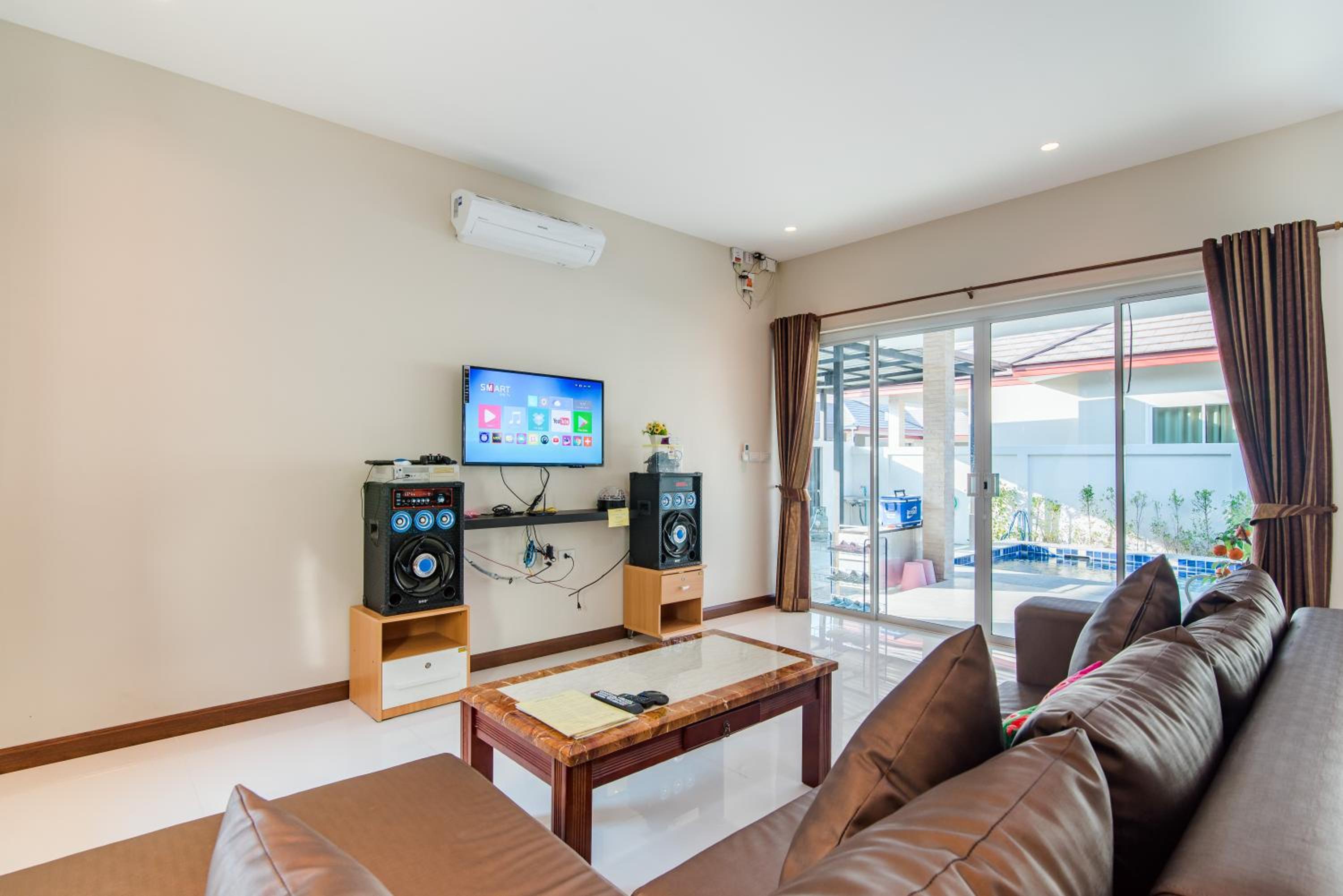 Greenview Pool Villa Cha-am