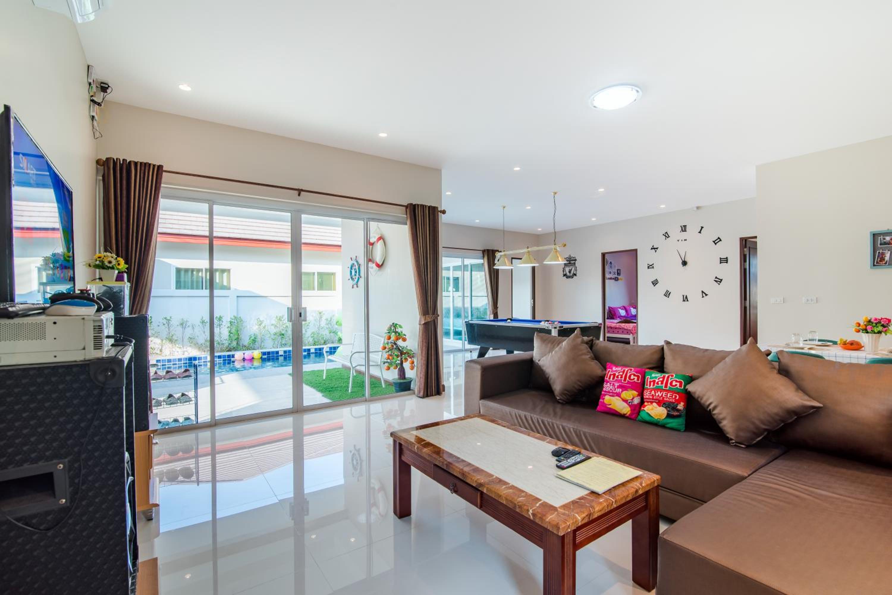Greenview Pool Villa Cha-am