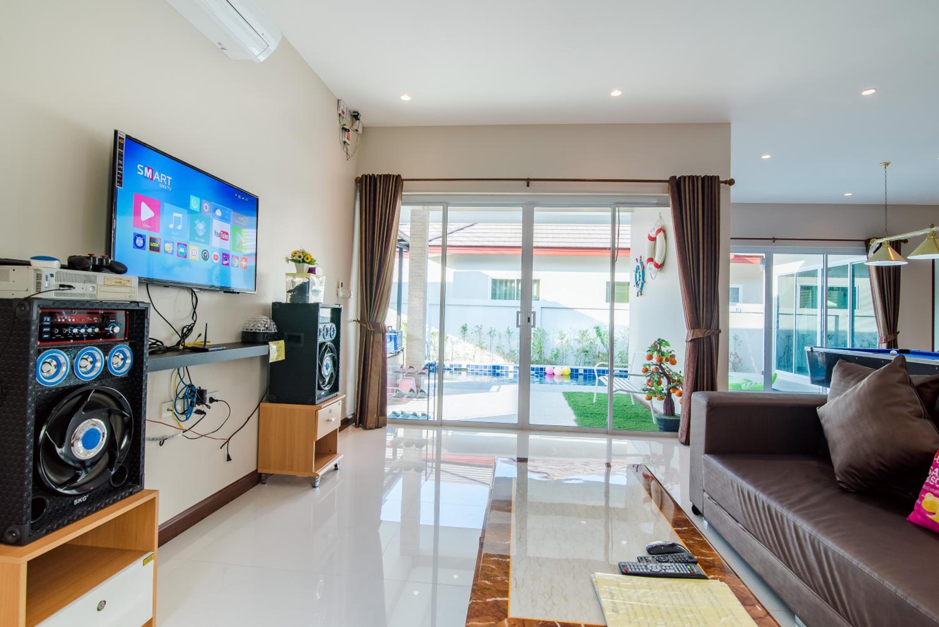 Greenview Pool Villa Cha-am