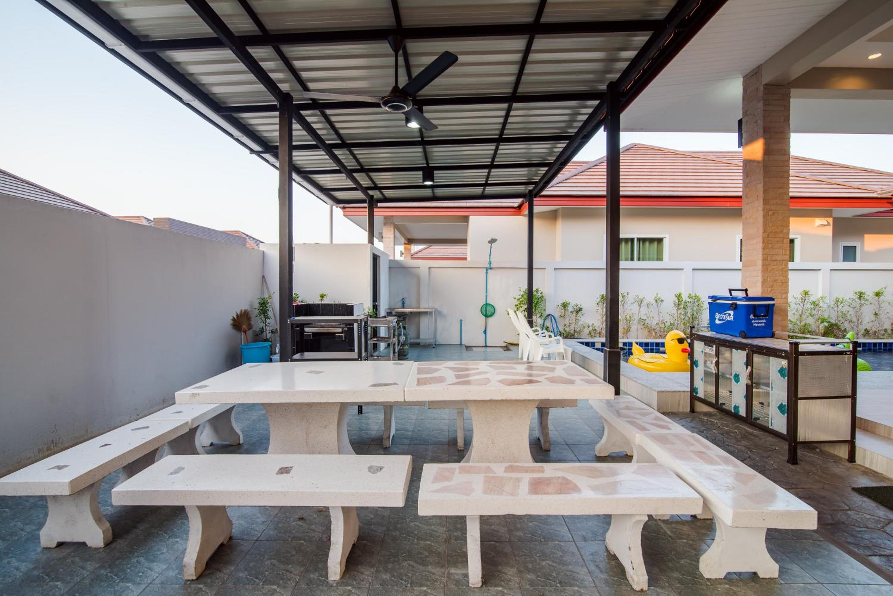 Greenview Pool Villa Cha-am