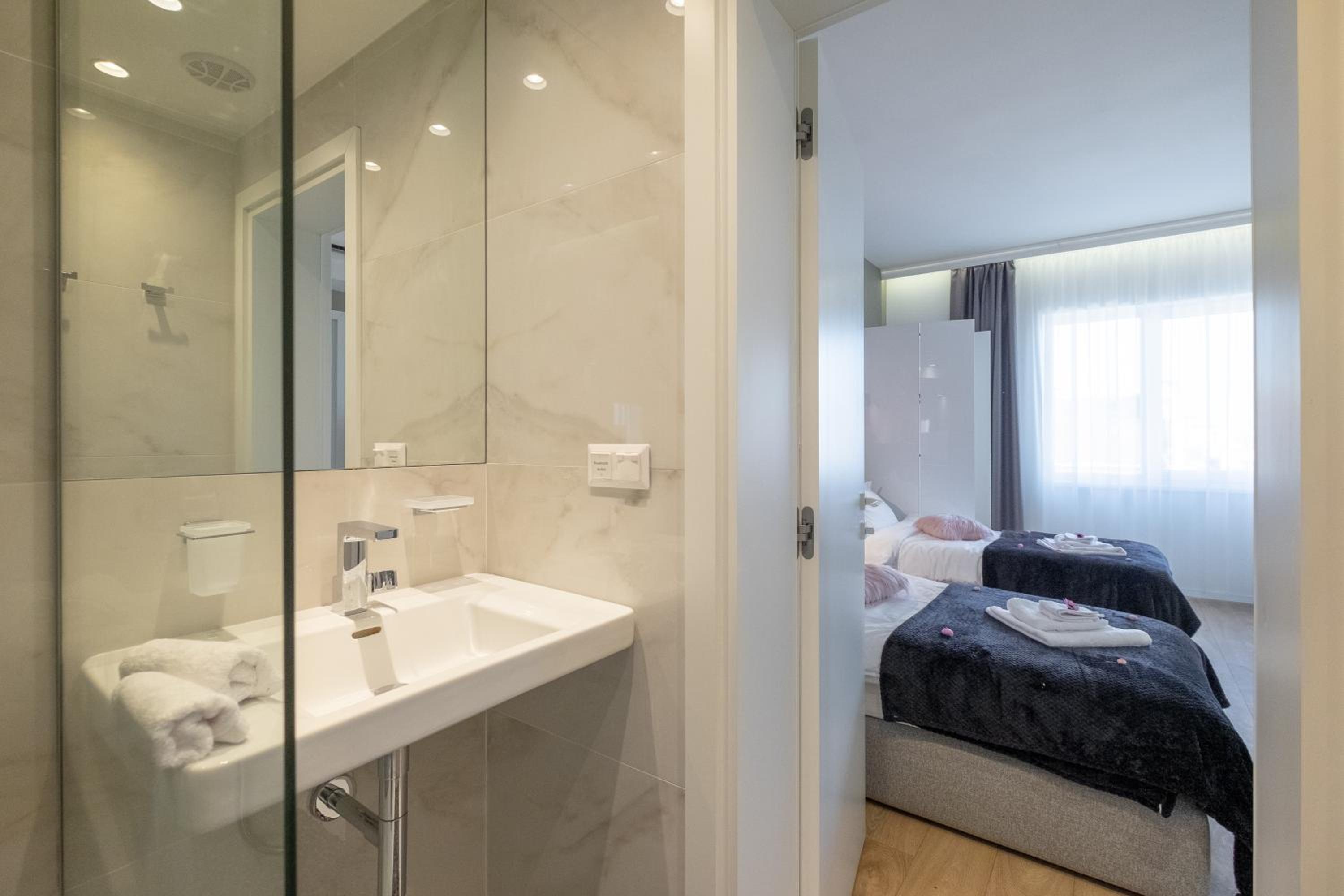 Vitosha Blvd Luxury 2-Bedroom, 2-Bathroom with Balcony