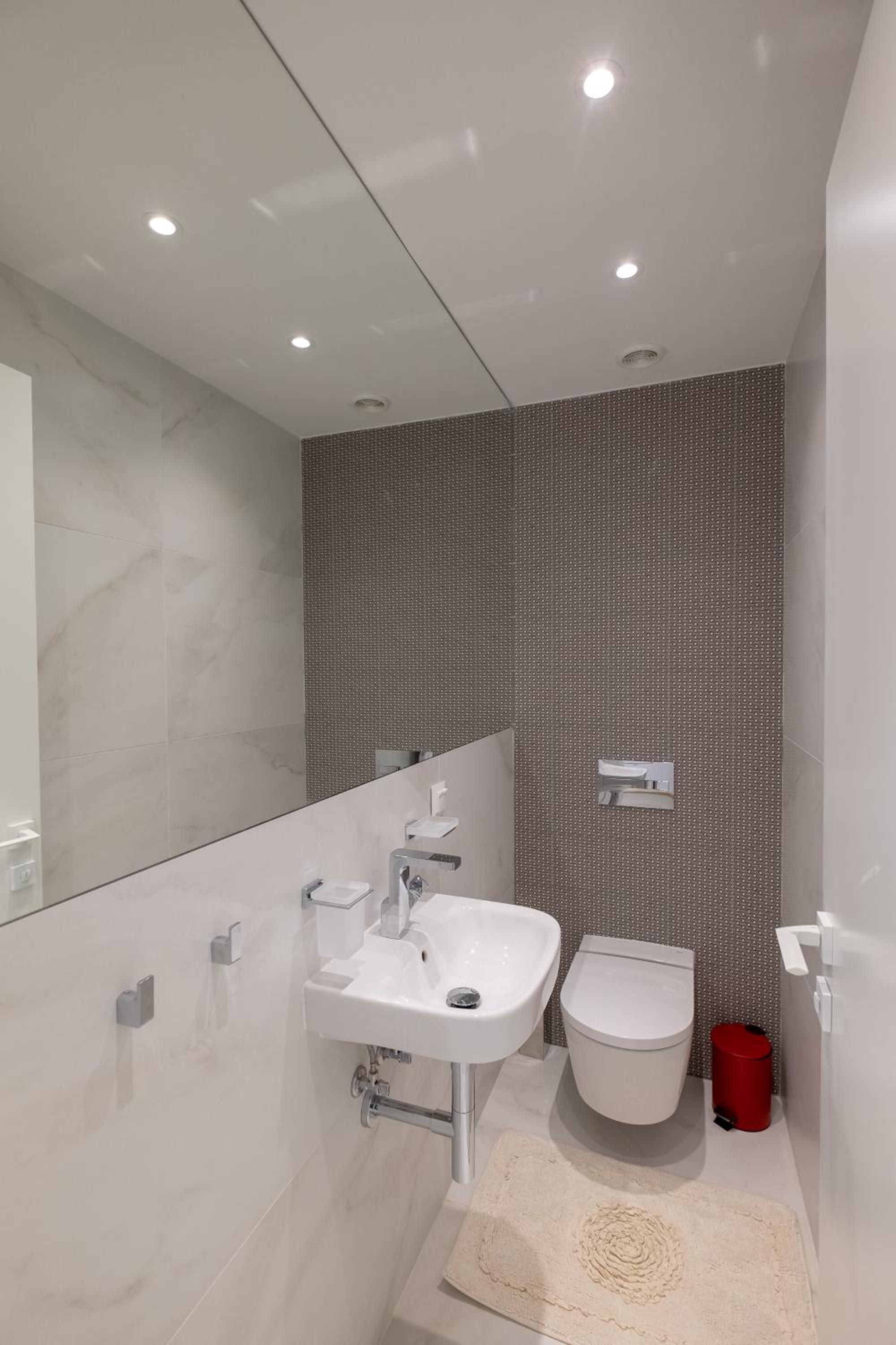 Vitosha Blvd Luxury 2-Bedroom, 2-Bathroom with Balcony