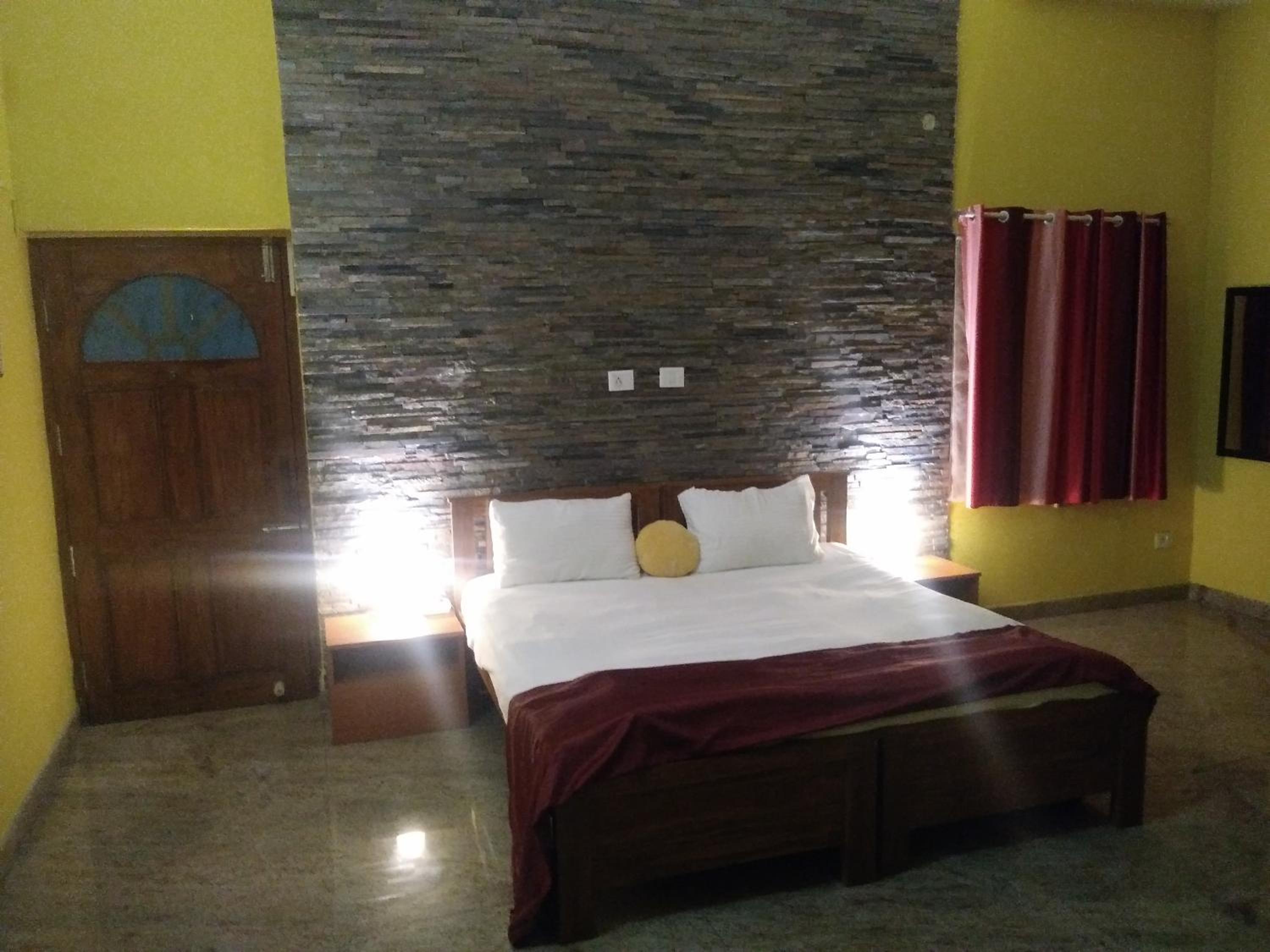 Photo 12