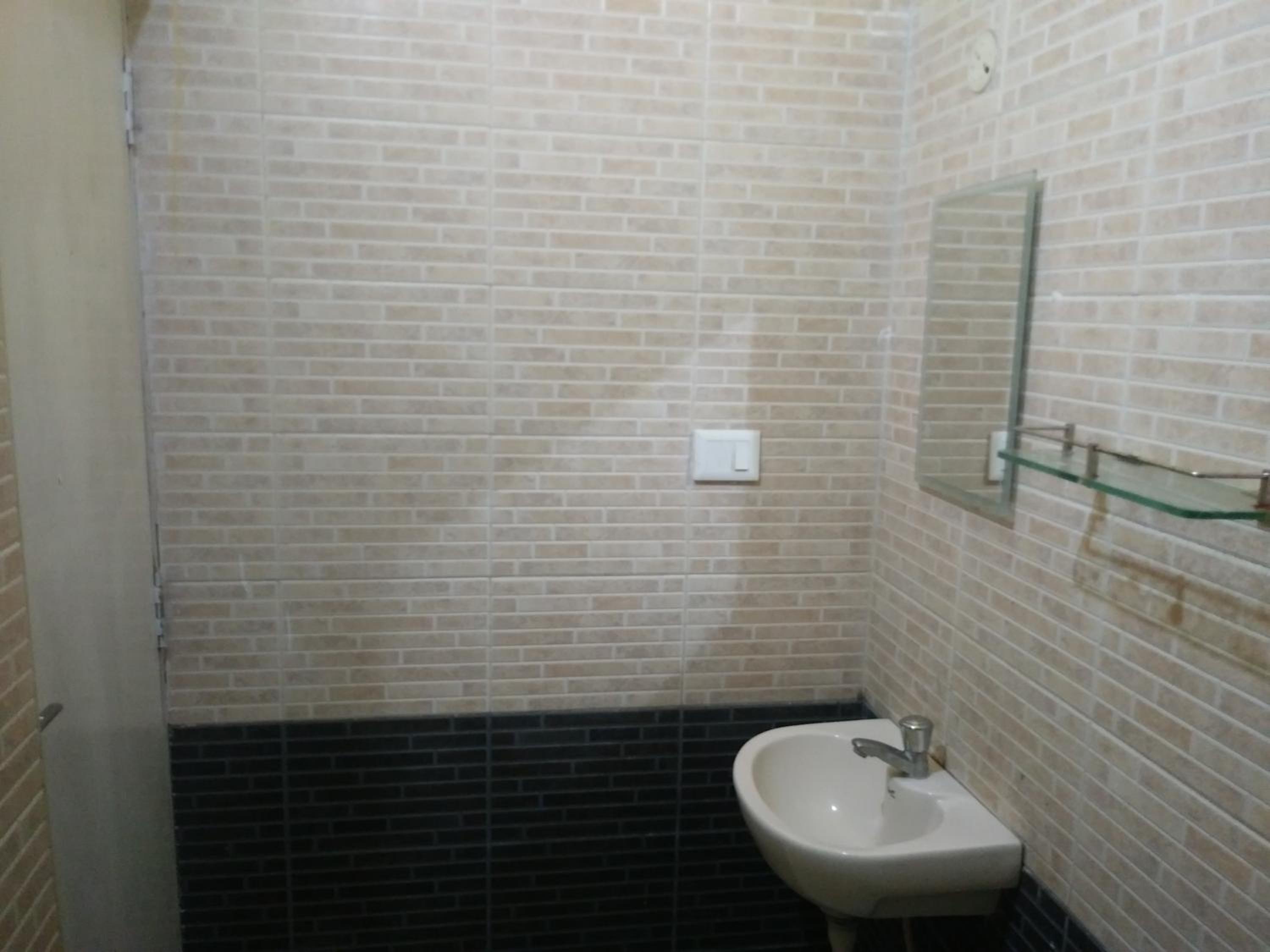 ROYALE ACHAYA view 5