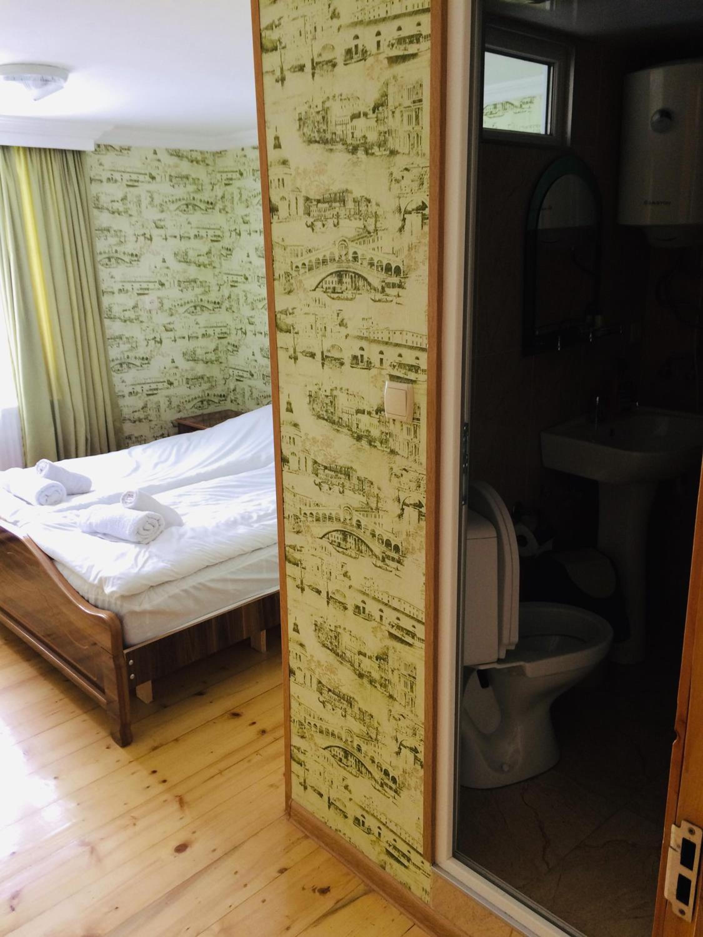 Guesthouse Qarim