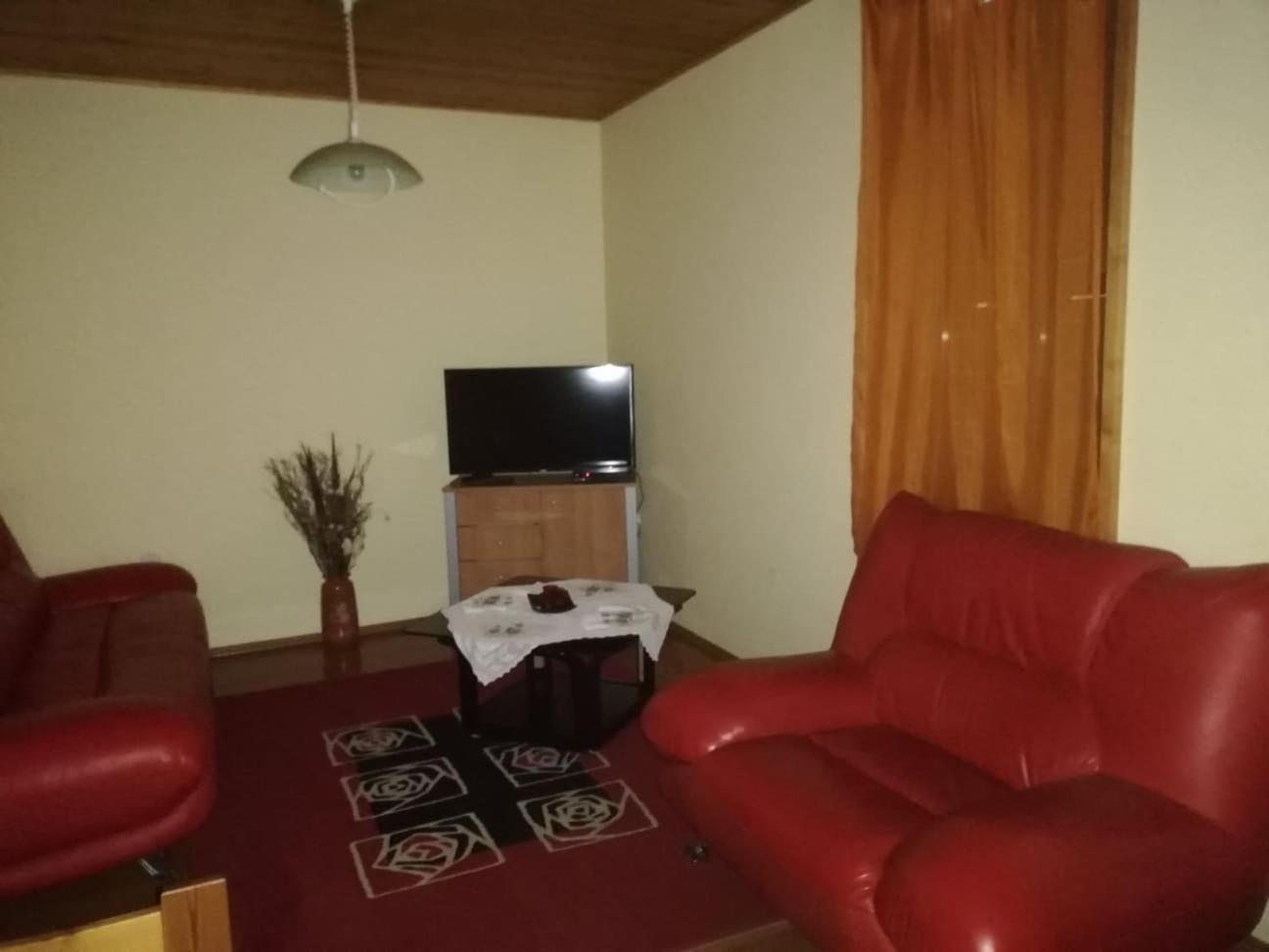 Gitta Nyaralohaz view 3