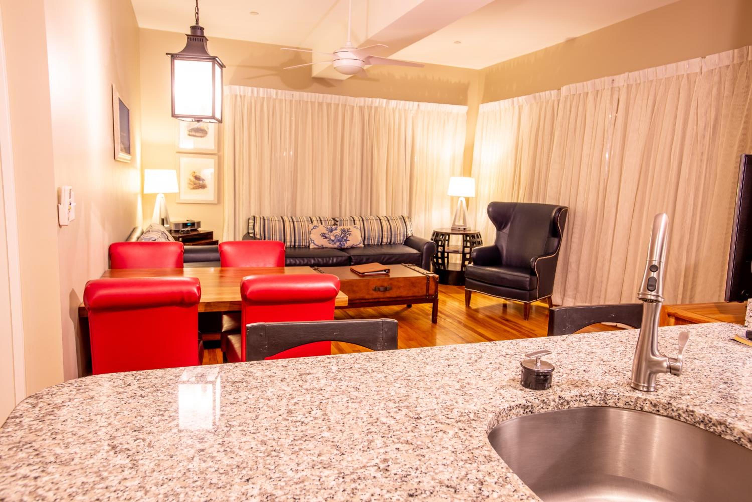 84 Main by Capital Vacations - Property Image 2