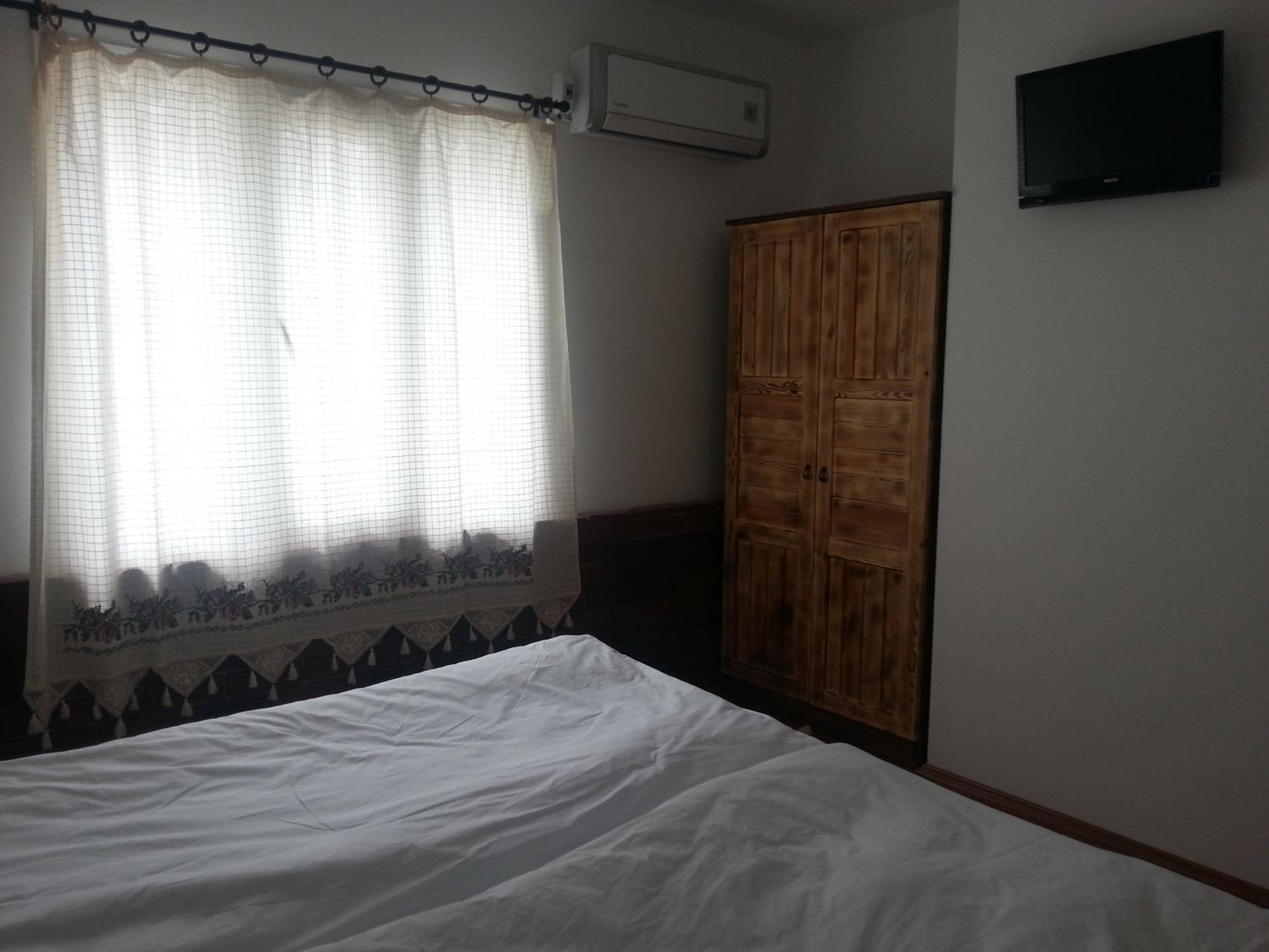 Amazon Petite Palace