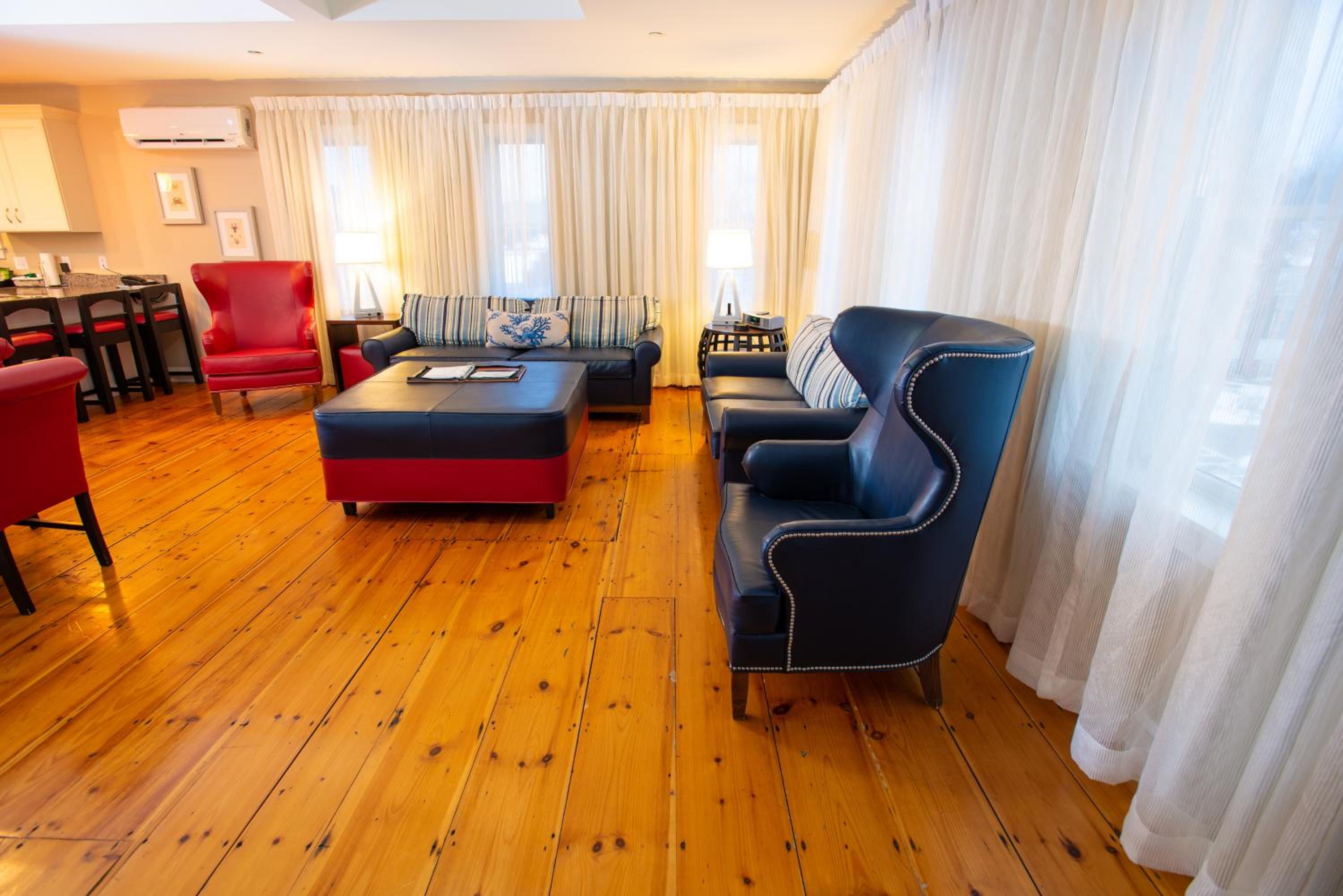 84 Main by Capital Vacations - Property Image 7