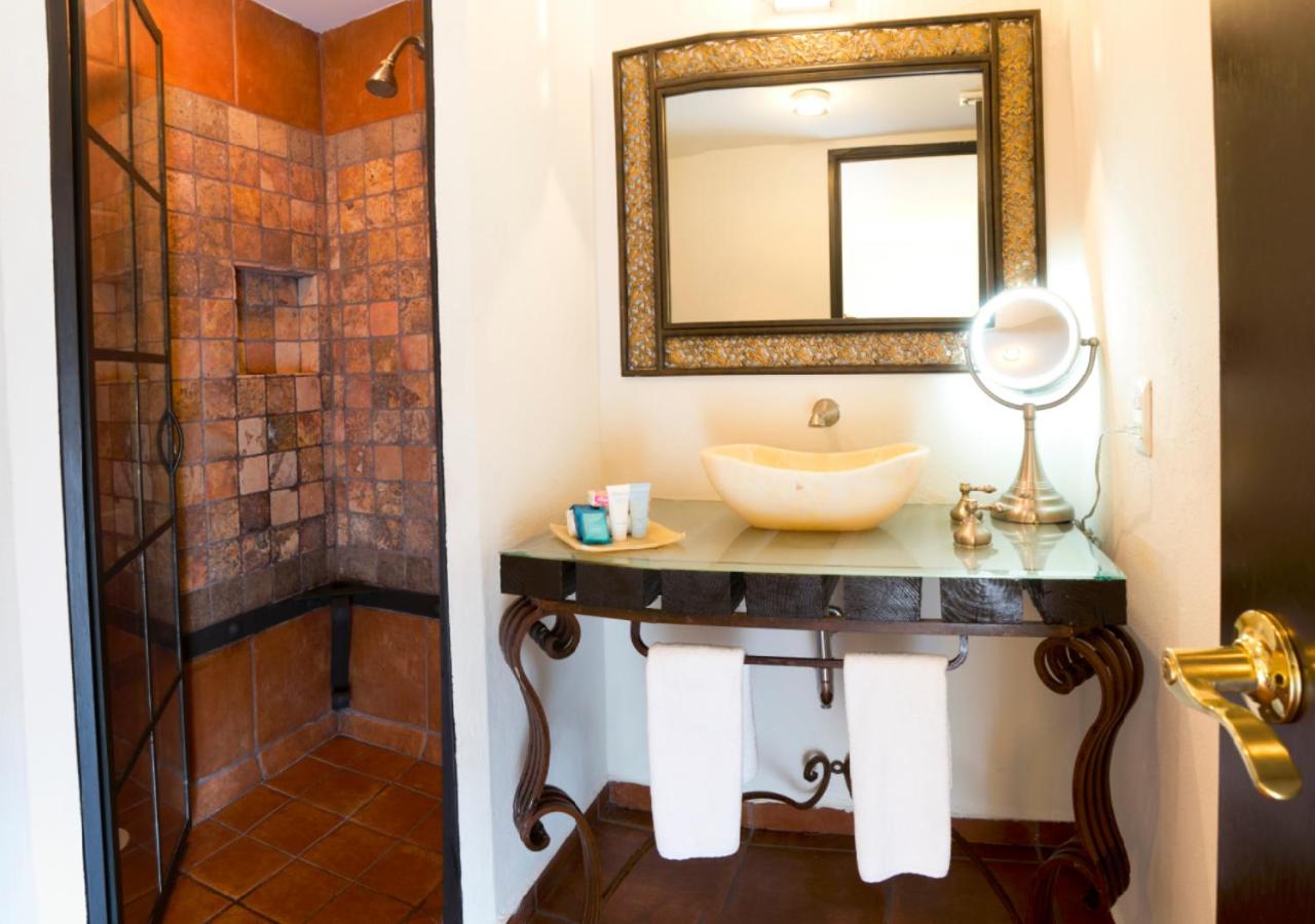 Hotel Herencia By Hosting House - Property Image 68