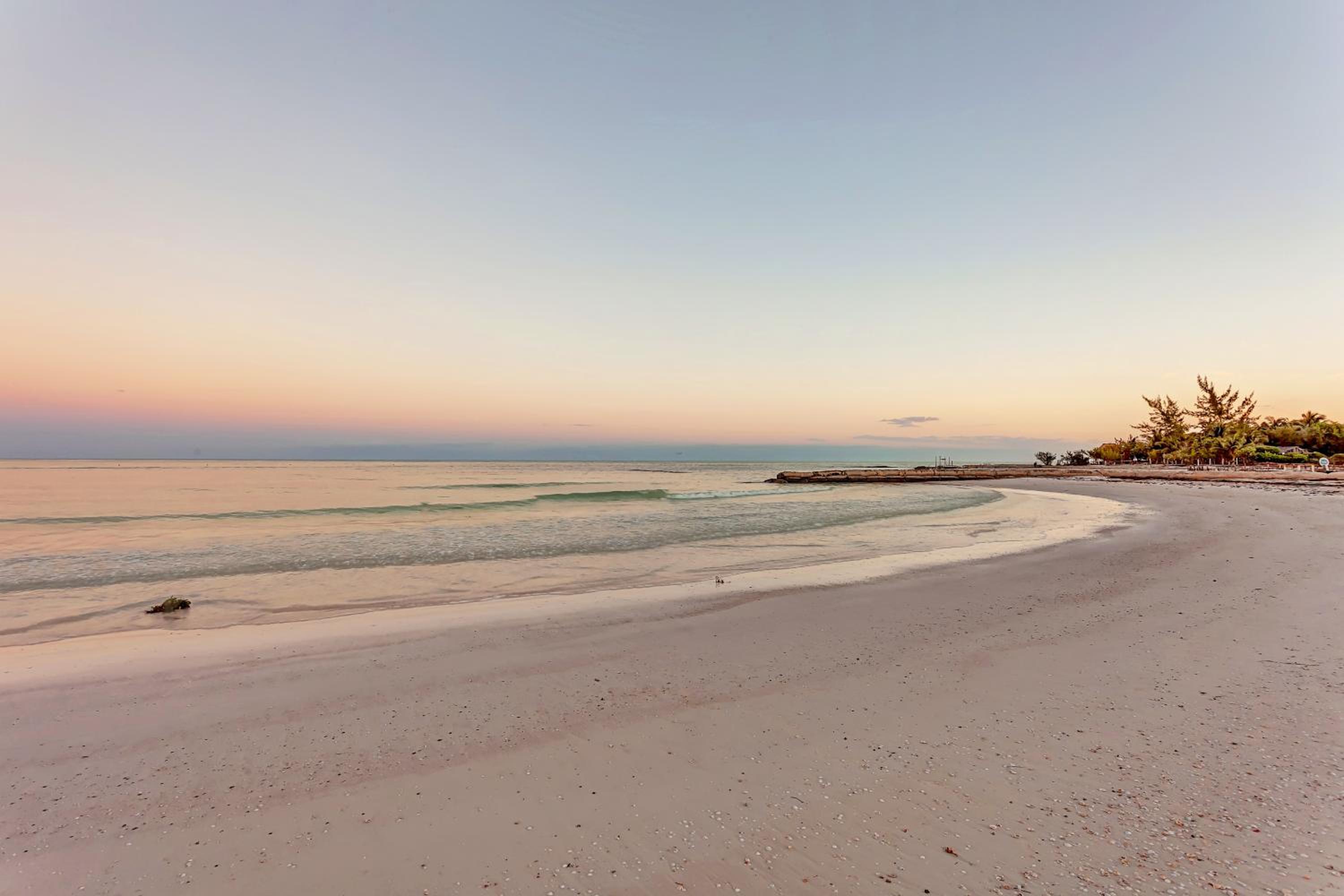 Cancun Vacations - Mystique Holbox by Royalton, A Tribute Portfolio Resort - Property Image 3