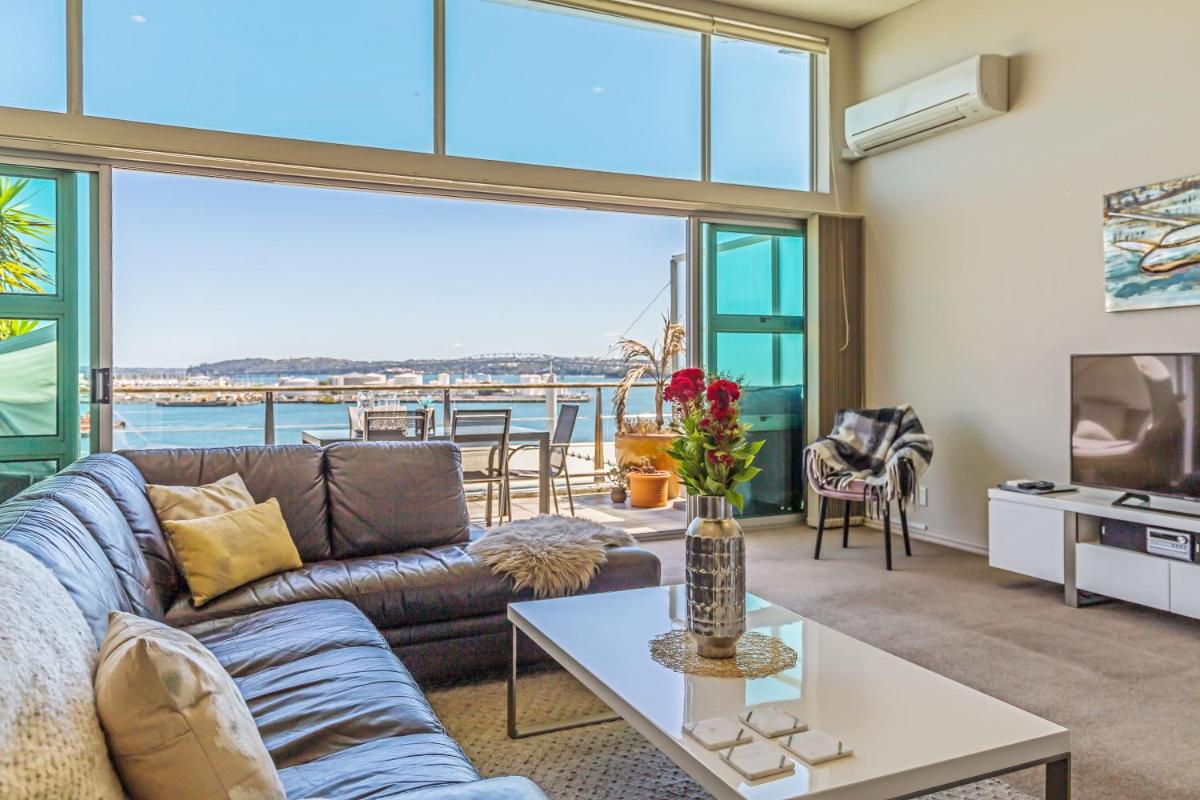 3 Bedroom Penthouse with Fabulous Views