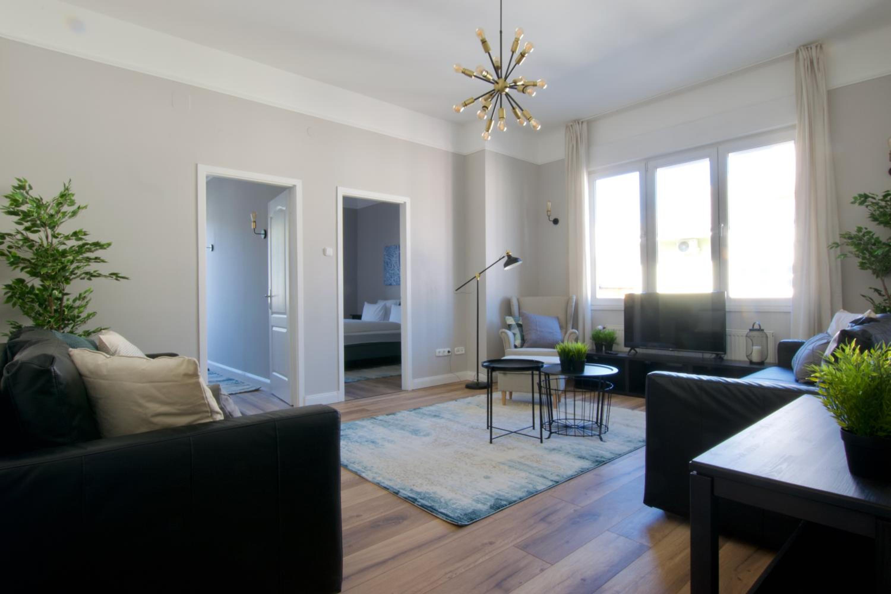 Standard Apartment by Hi5 - Tátra street view 3
