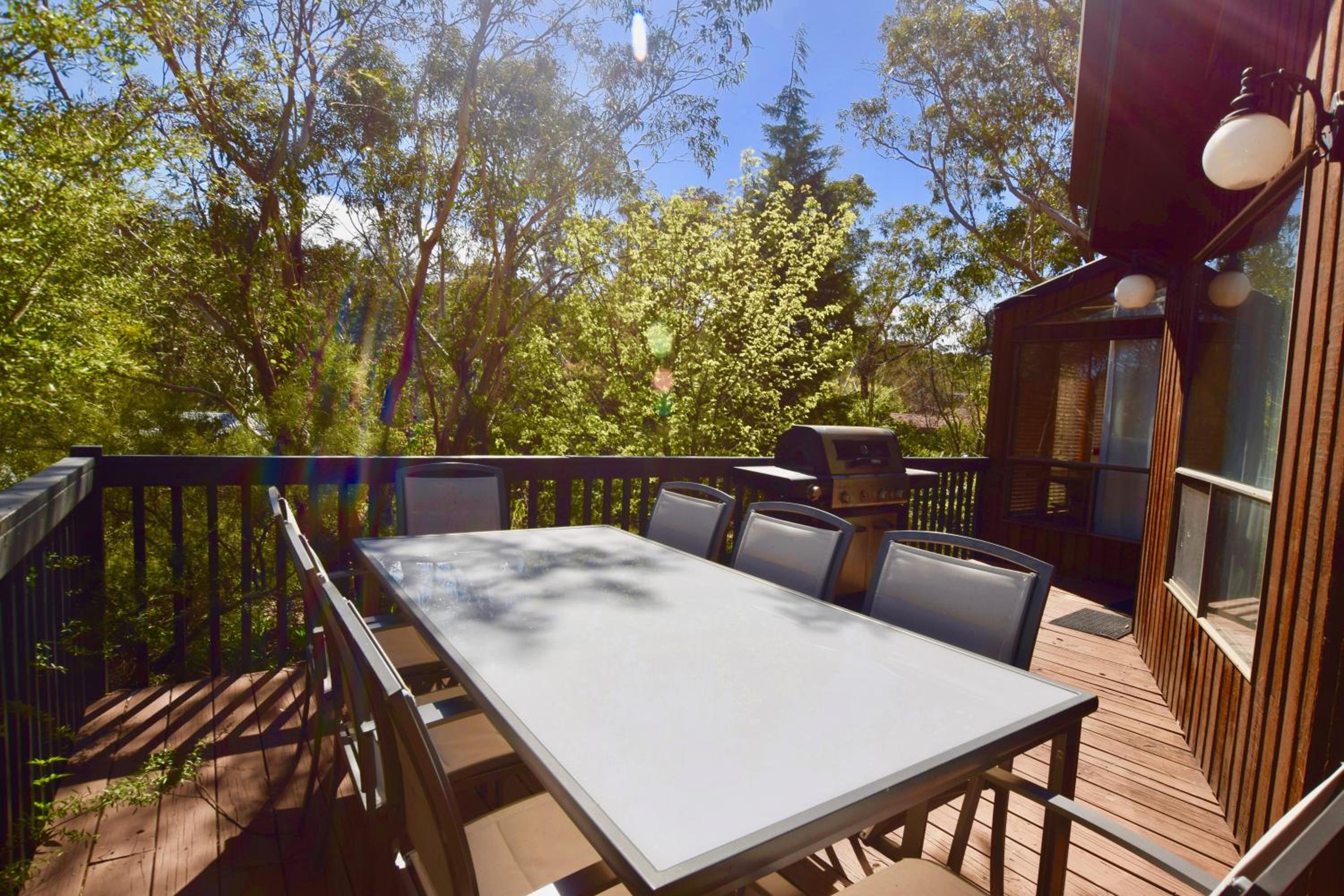 Sublime Cedar Lodge Leura