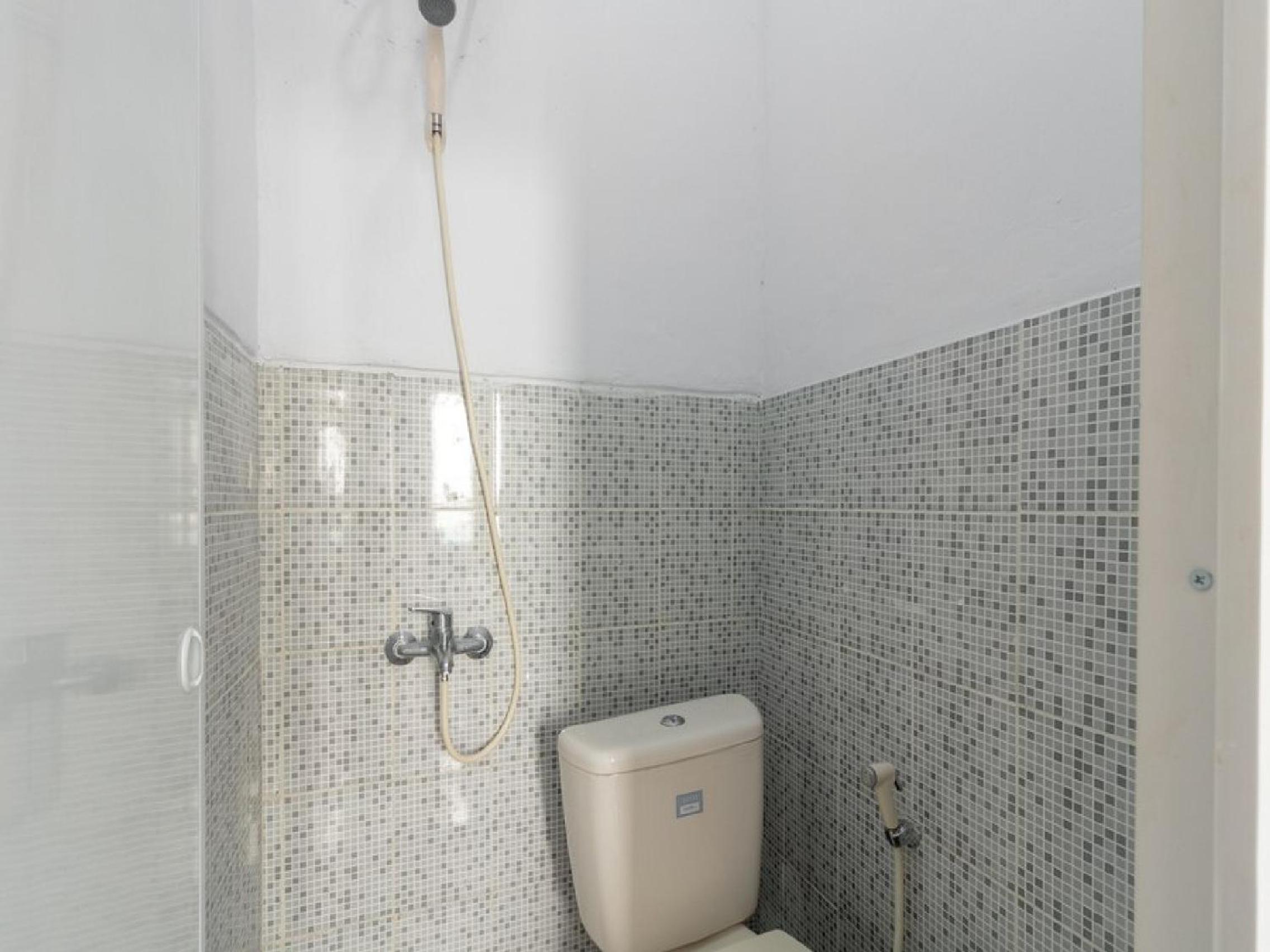 RedDoorz Plus near Taman Rasuna Menteng