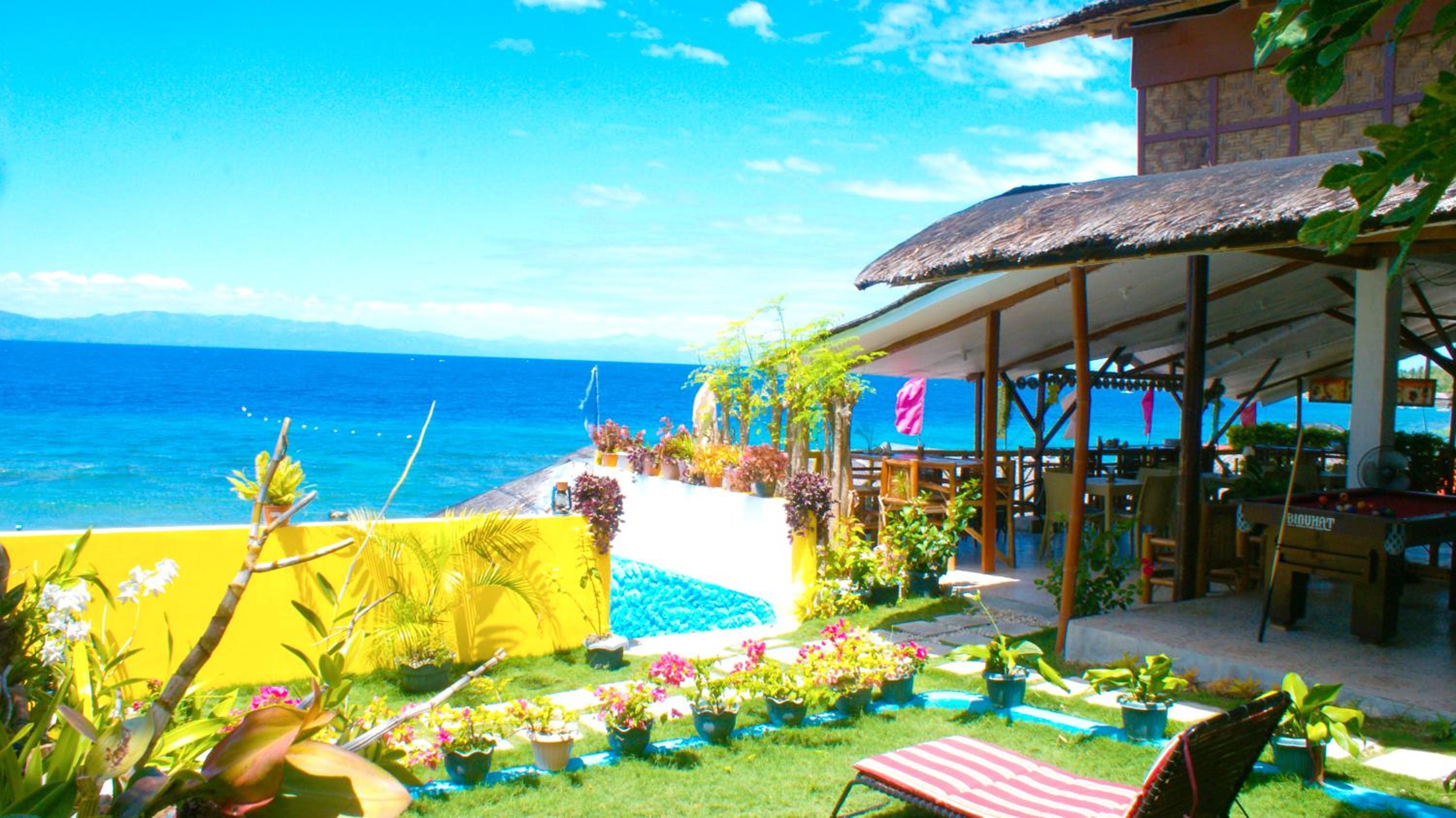 MLK Bamboo Beachhouse