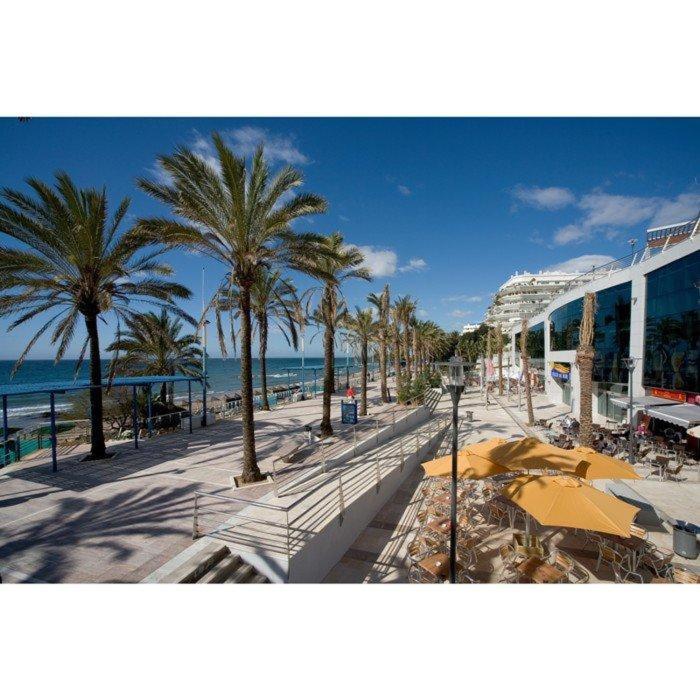 Marbella Center Beachfront with Private Patio view 4