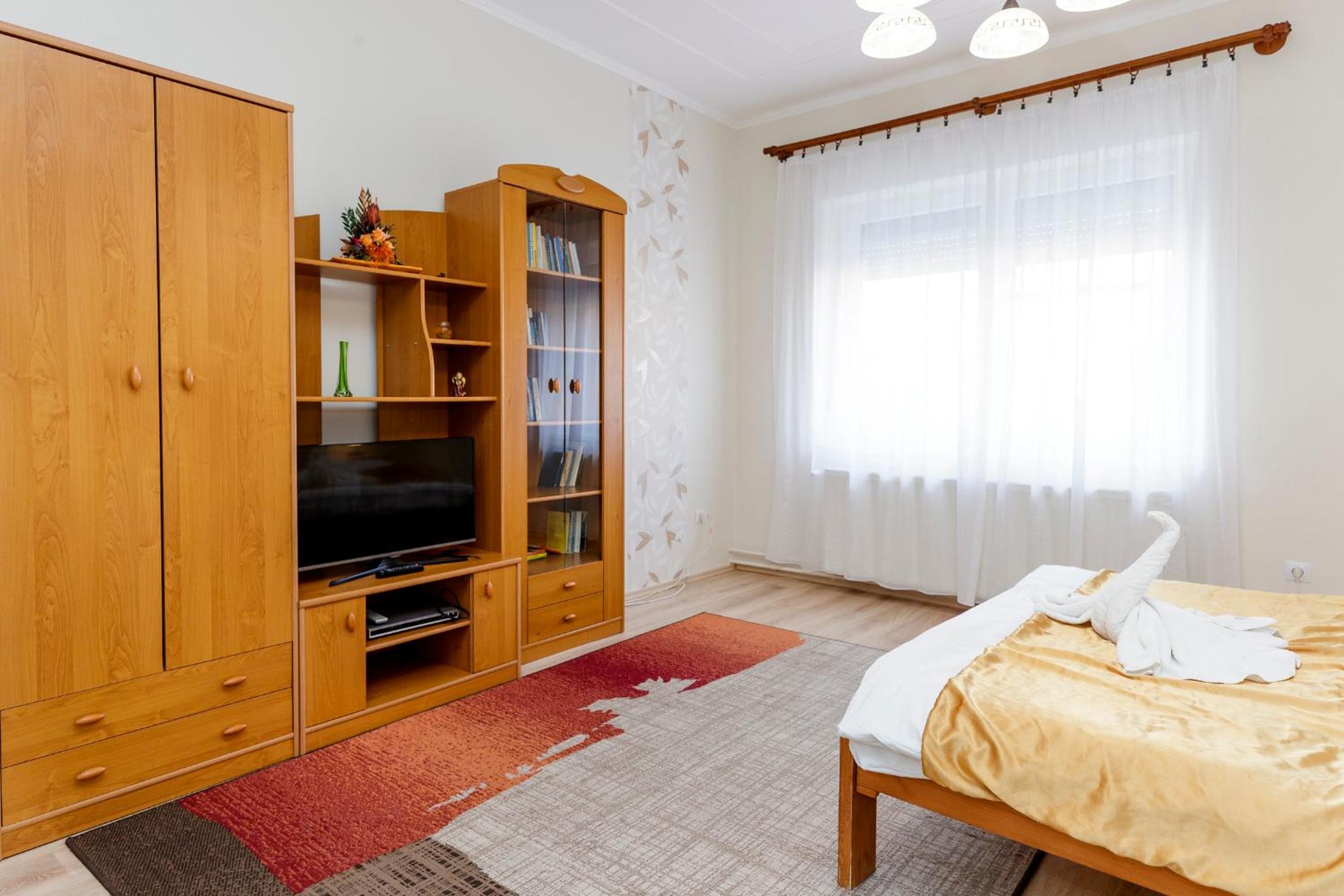 Almafa Apartmanház view 4
