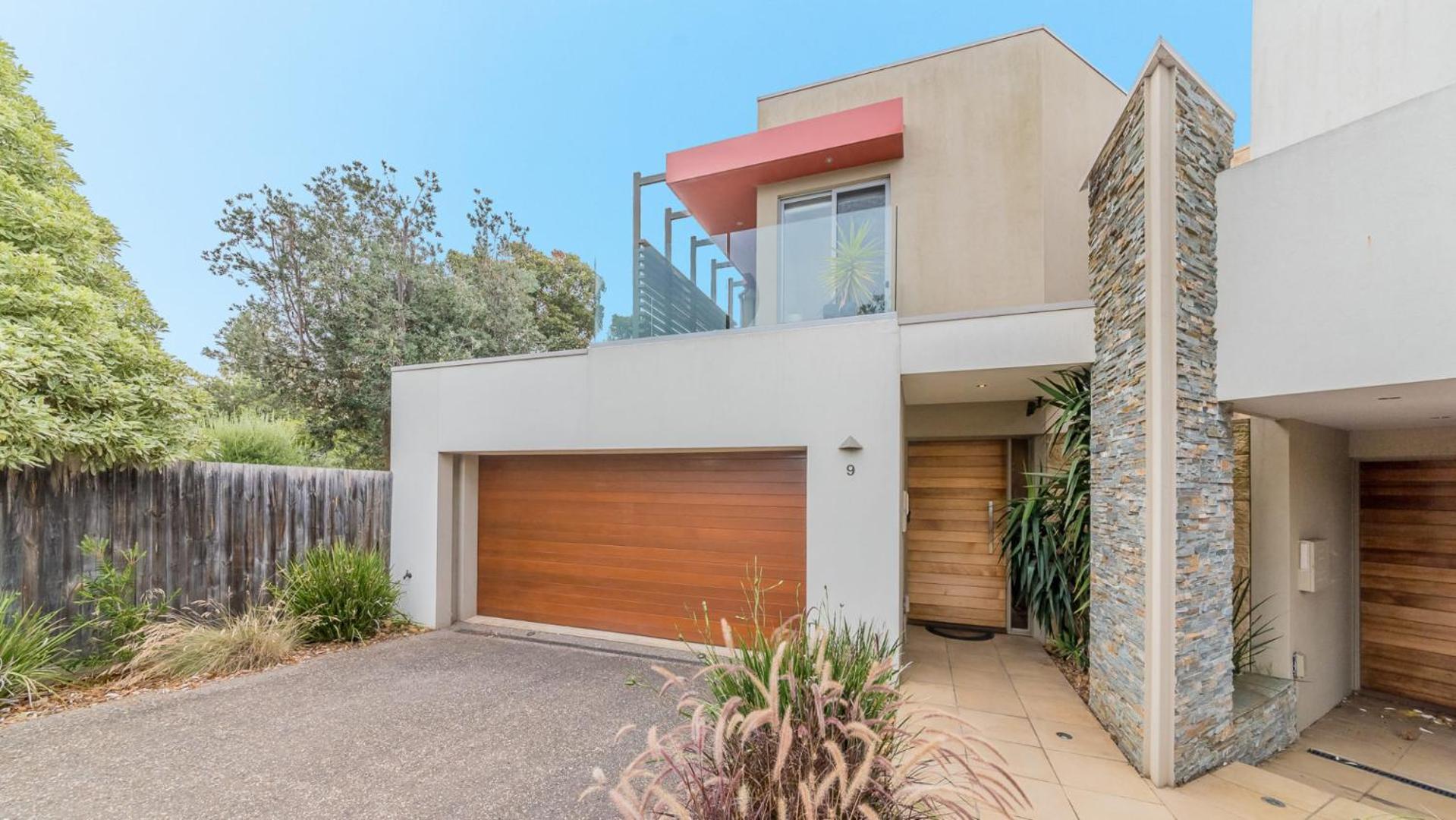 9 Charmandene Court, Cowes
