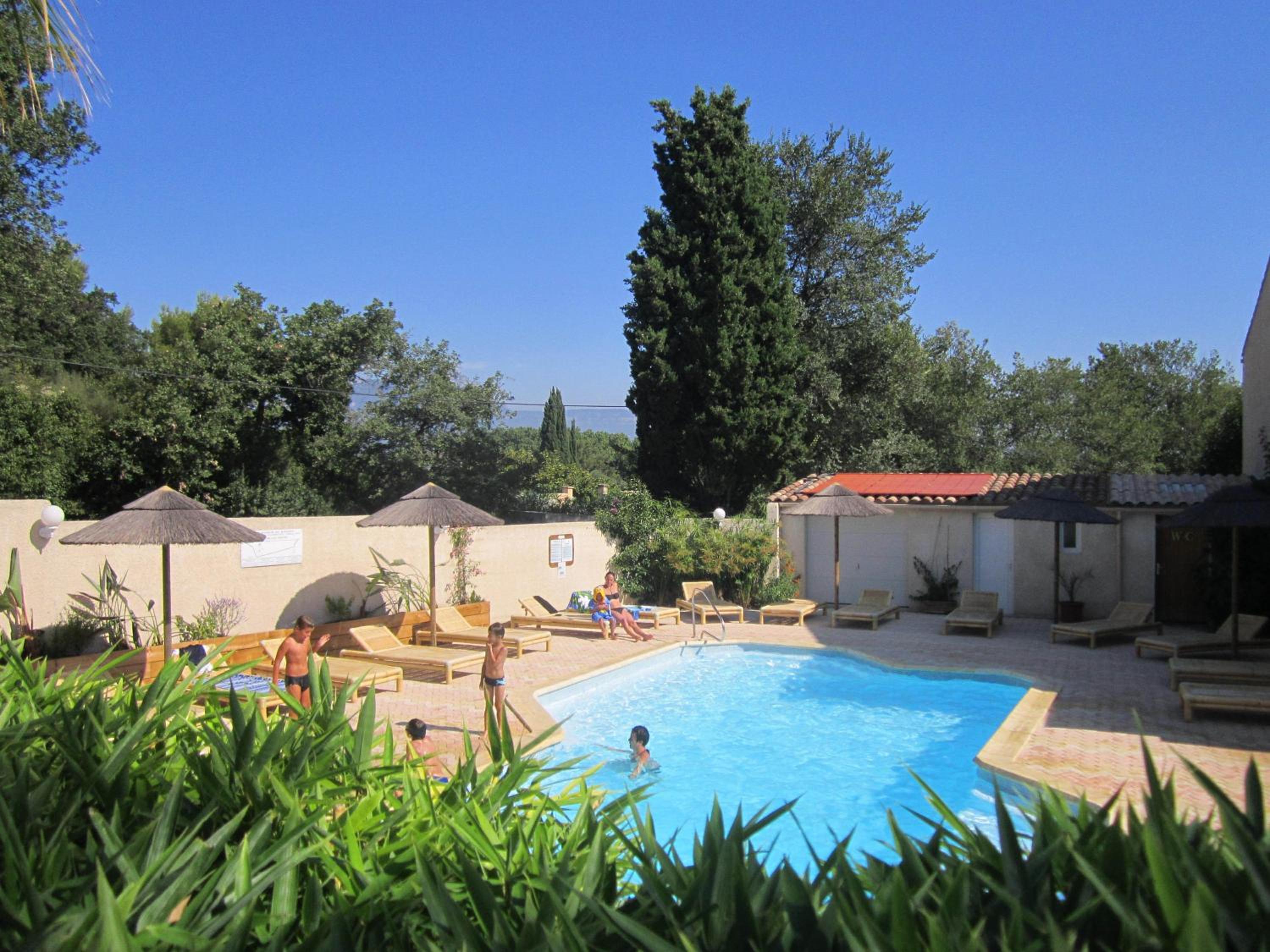 Eco-Lodge Lou Pantaï view 2