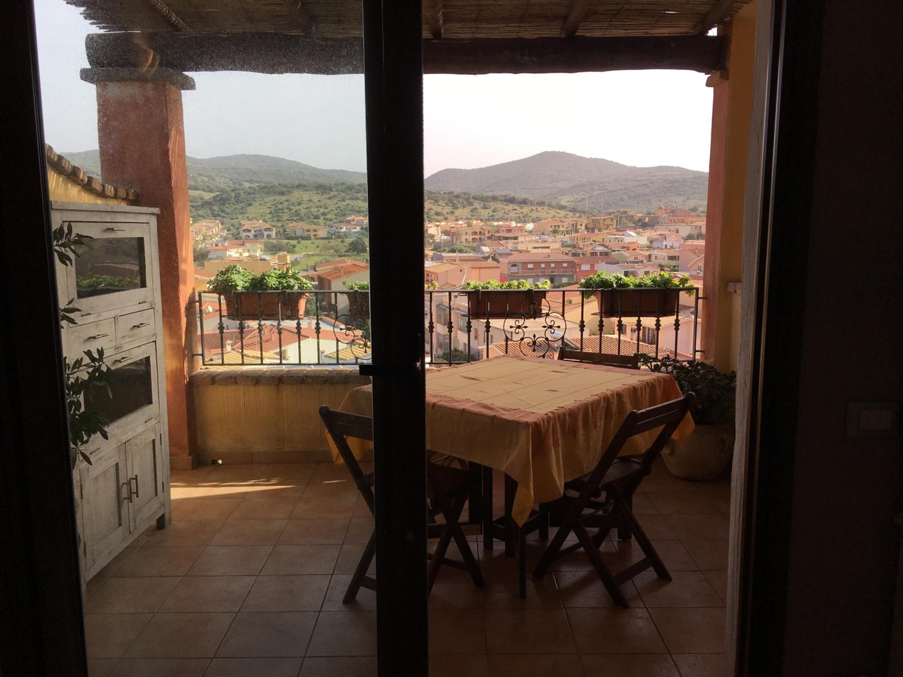 Domu de Bisu view 3