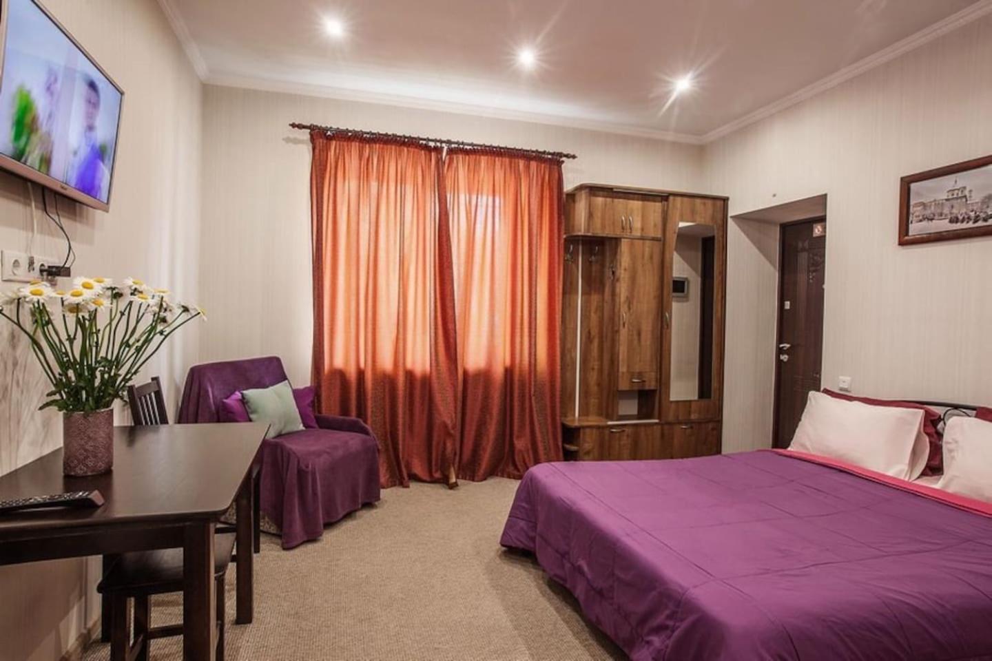 Central cozy apartment with Parking! view 4