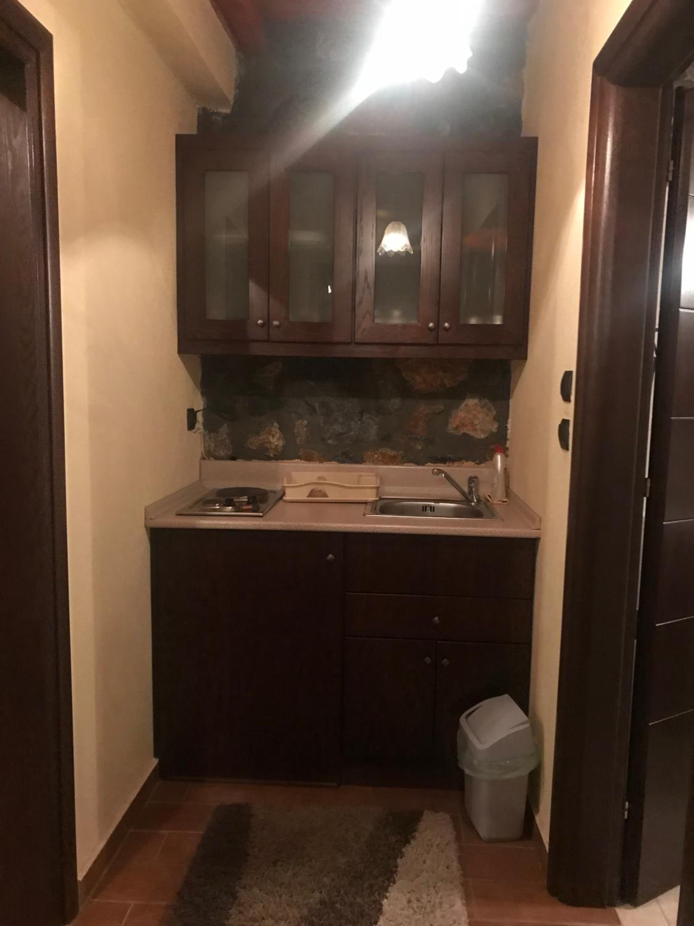 Anesis Suites