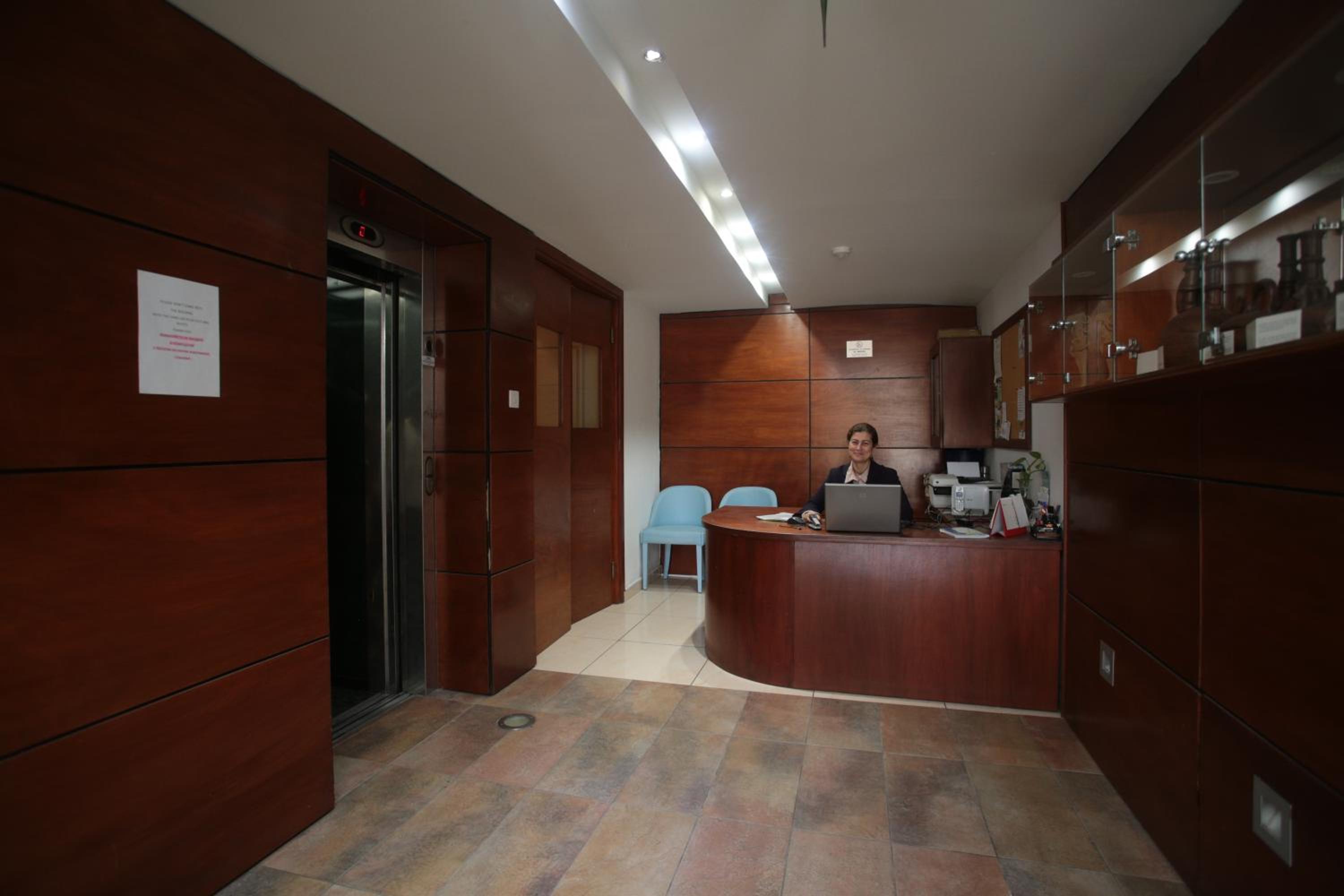 Photo 8