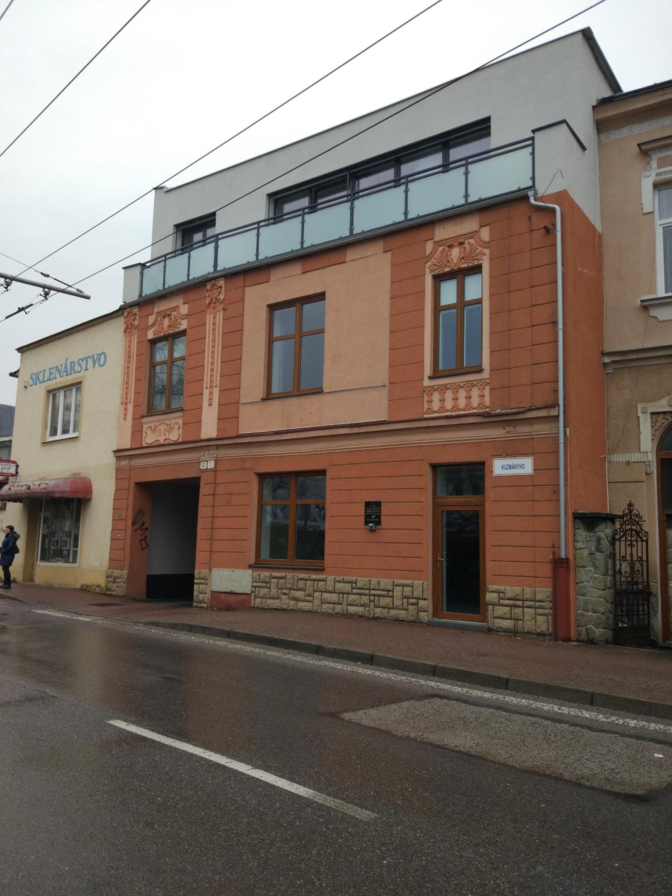 Photo 8