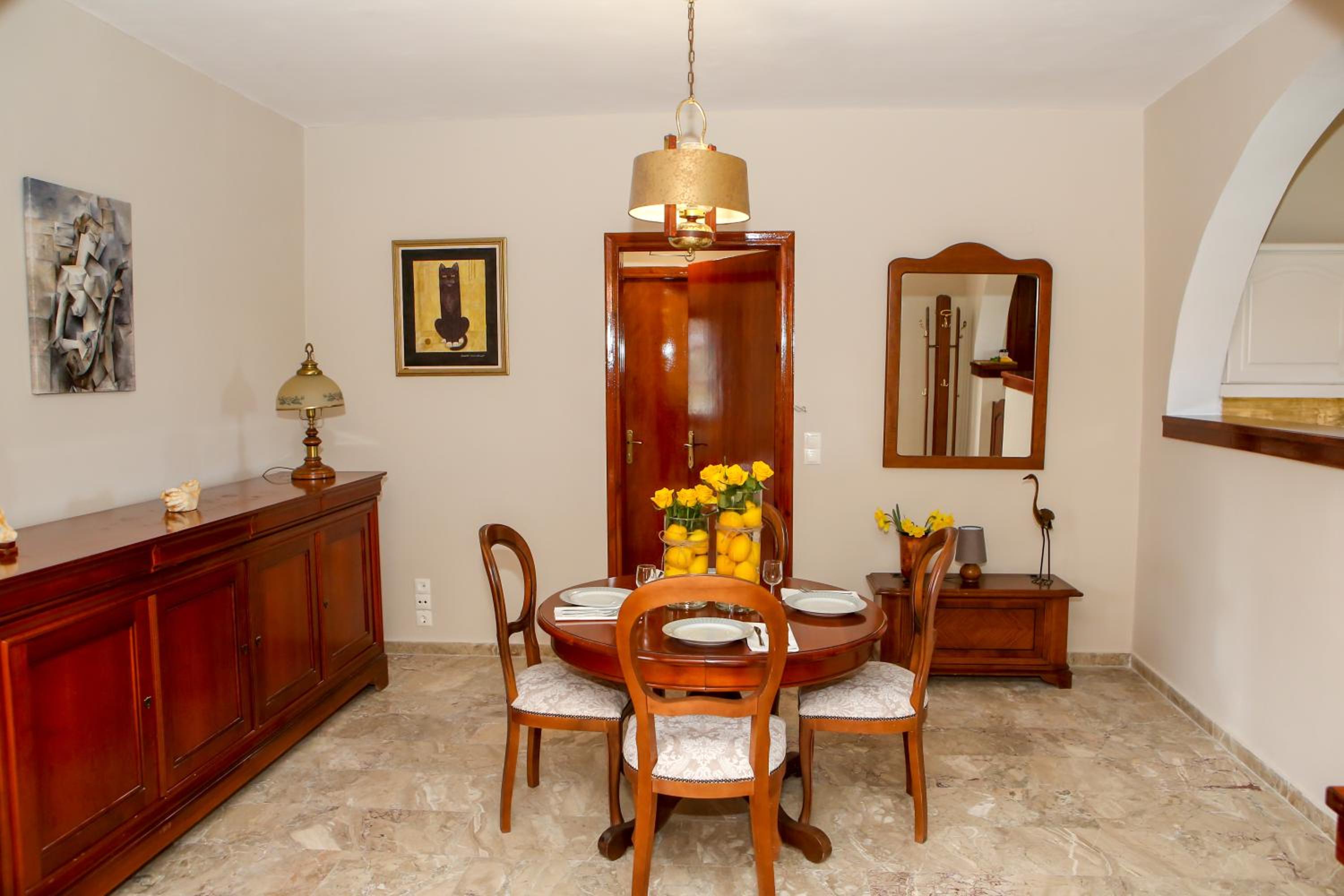 Yiouli Holiday Home view 2