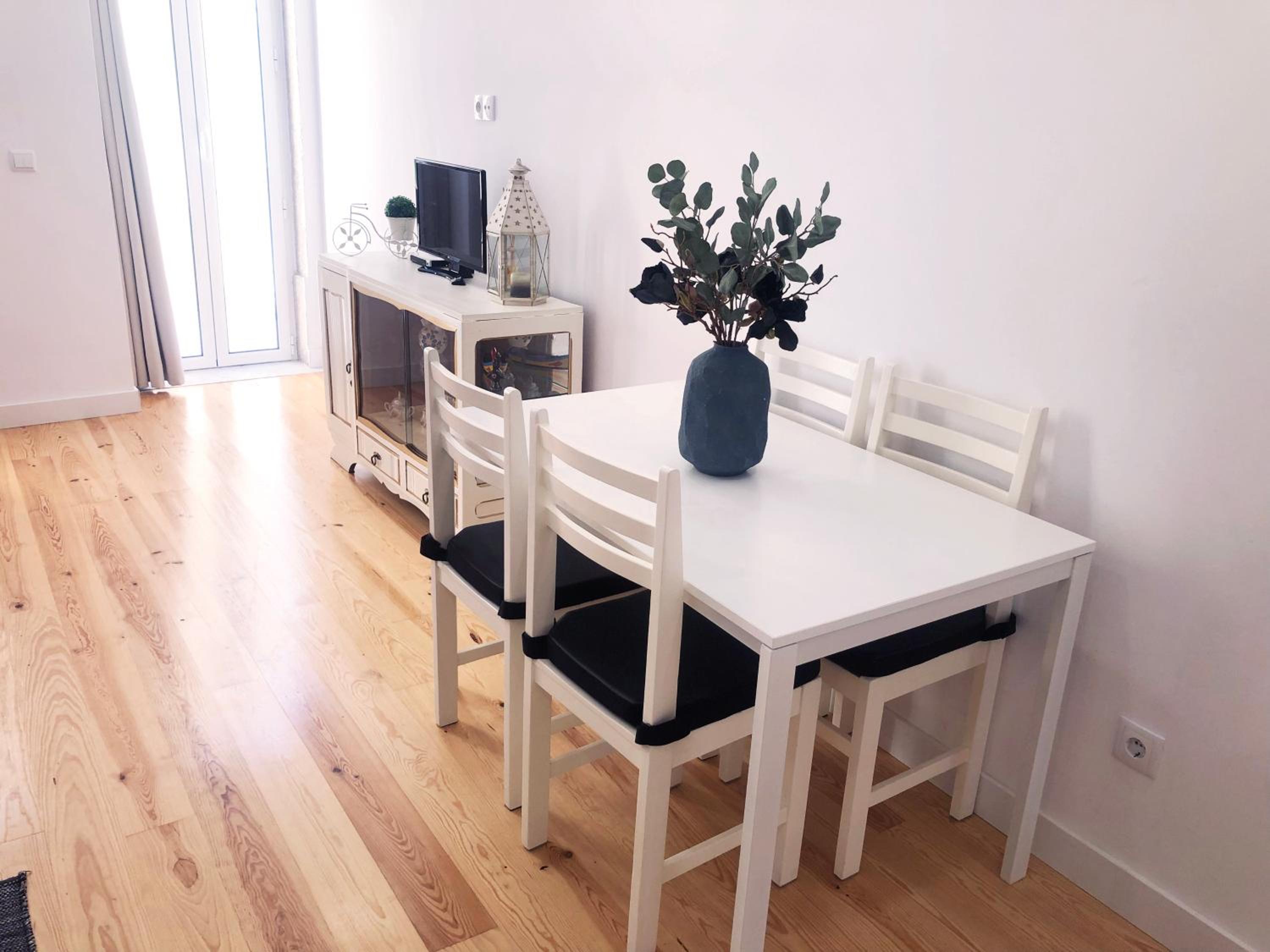 20 1 - Lisbon Central Apartment with Terrace view 3
