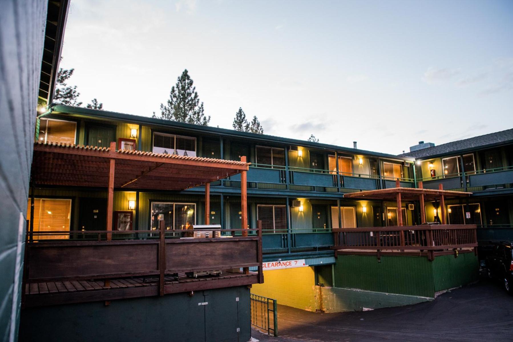 Lake Tahoe Vacations - Big Pines Mountain House - Property Image 7