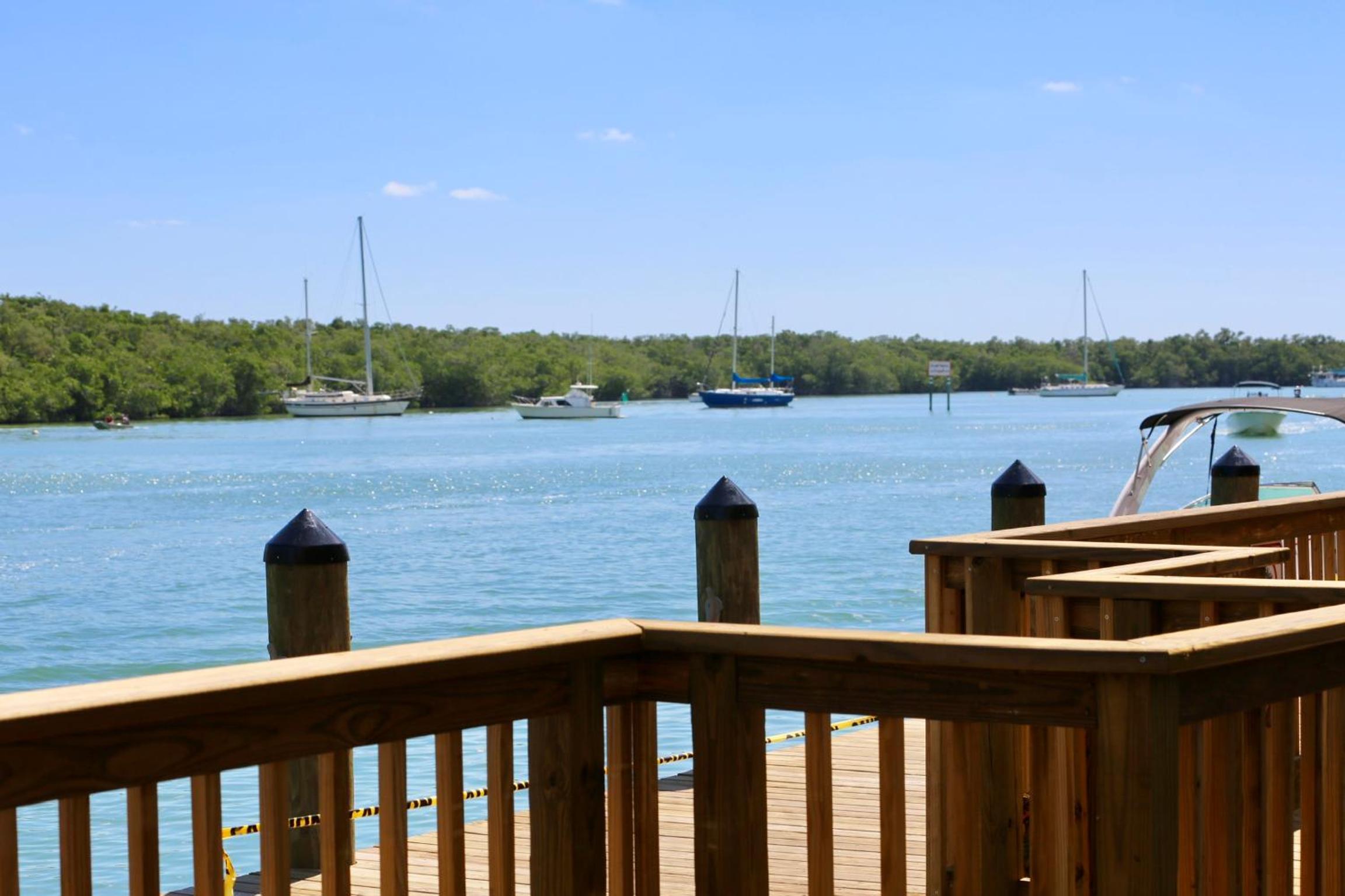 Gilbert's Resort & Marina