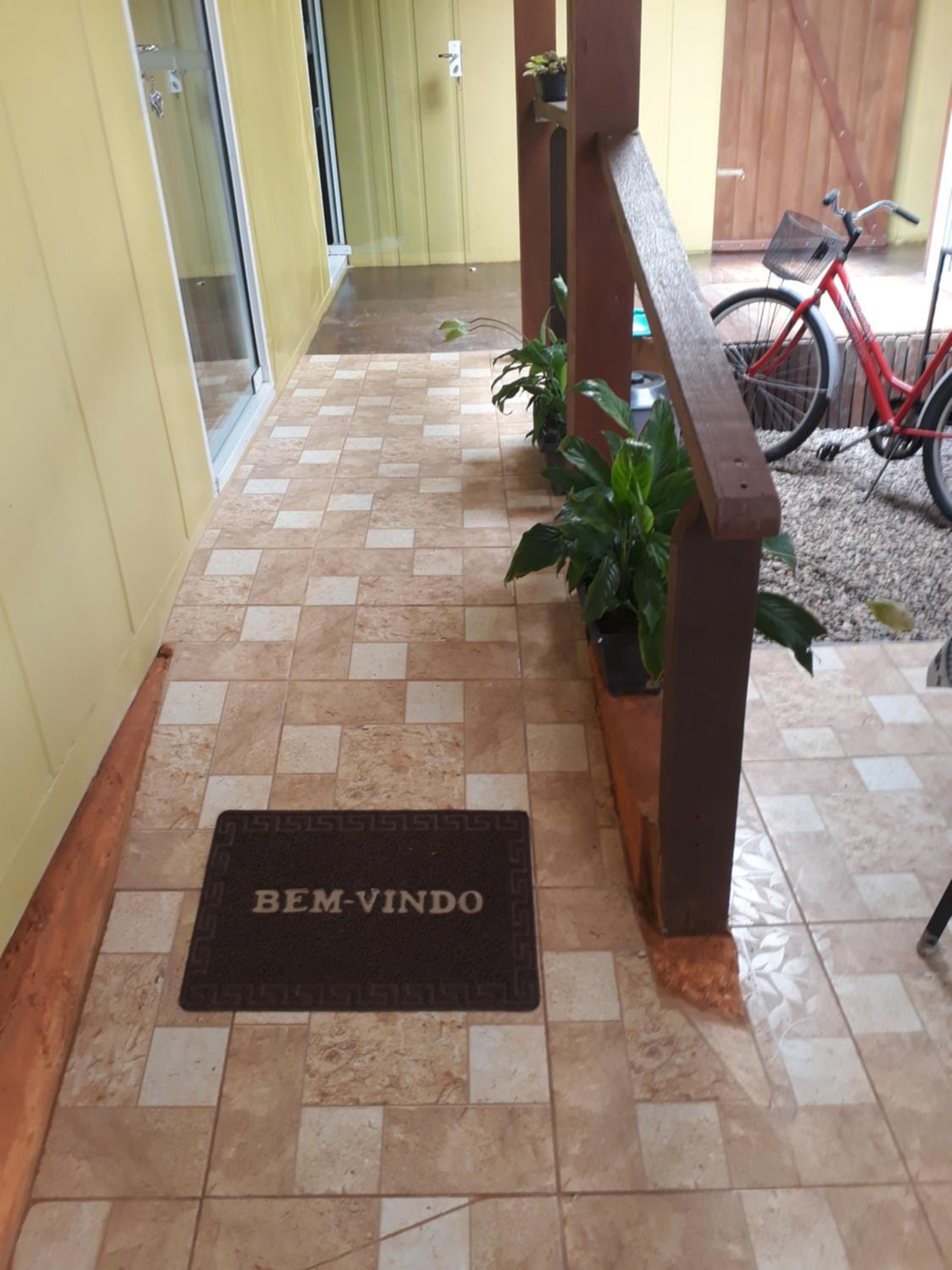 Kitinet Container próximo Praia e Beto Carrero